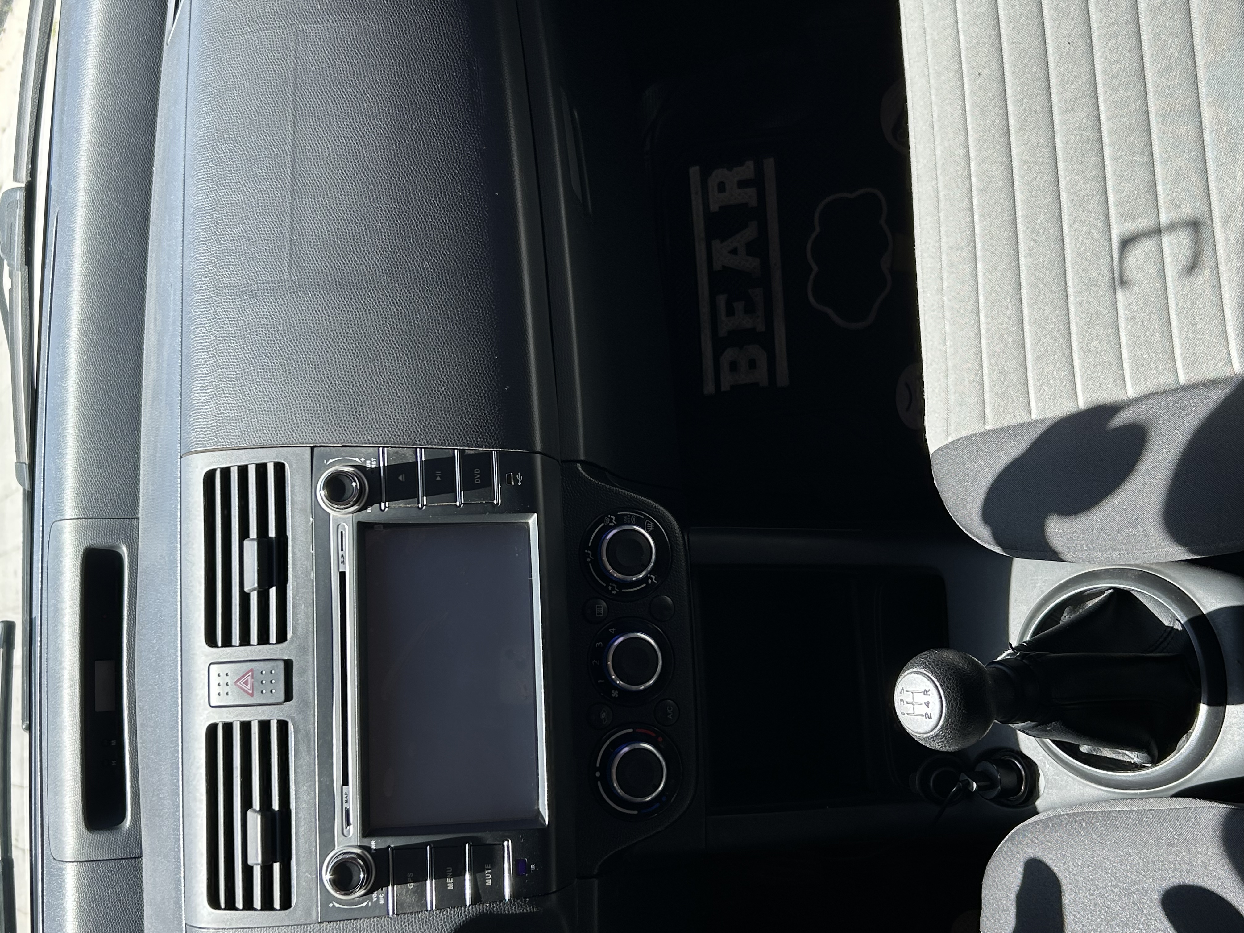 Suzuki Swift 2015 #17 Suzuki Swift 2015 car image #17