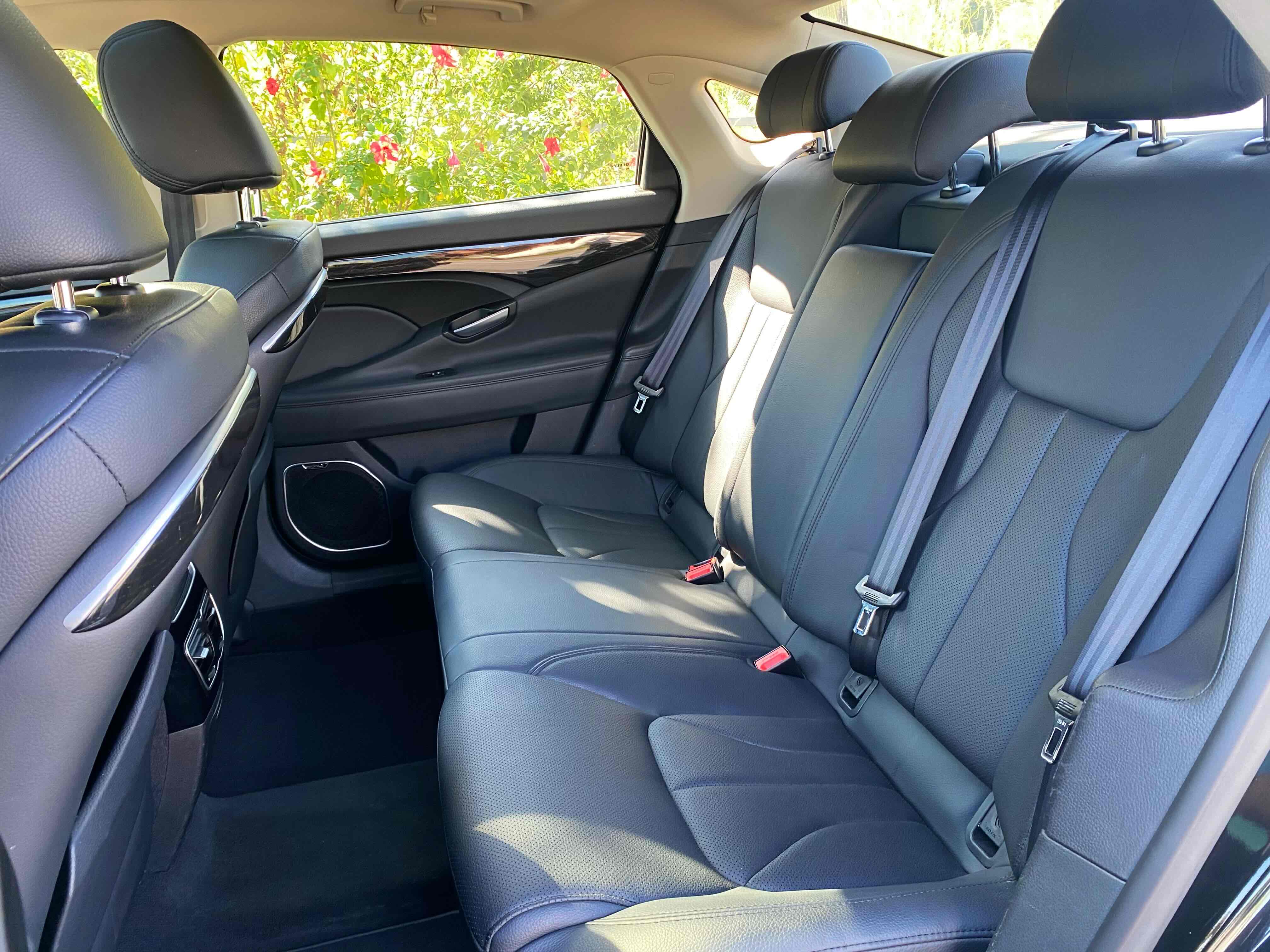 GEELY Ulion 2016 immagine di auto #17