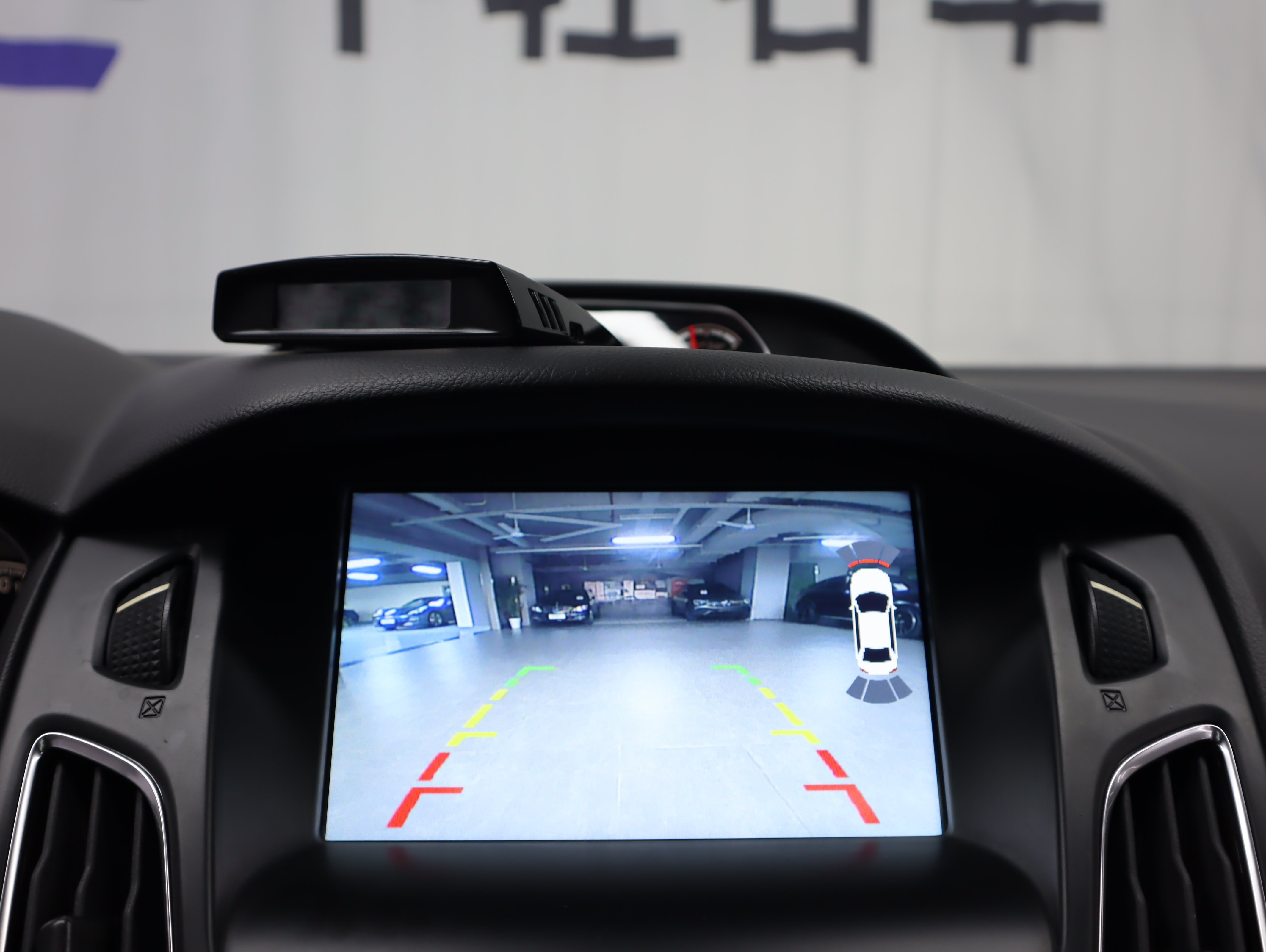 Ford Focus (Imported) 2017 صورة سيارة #17