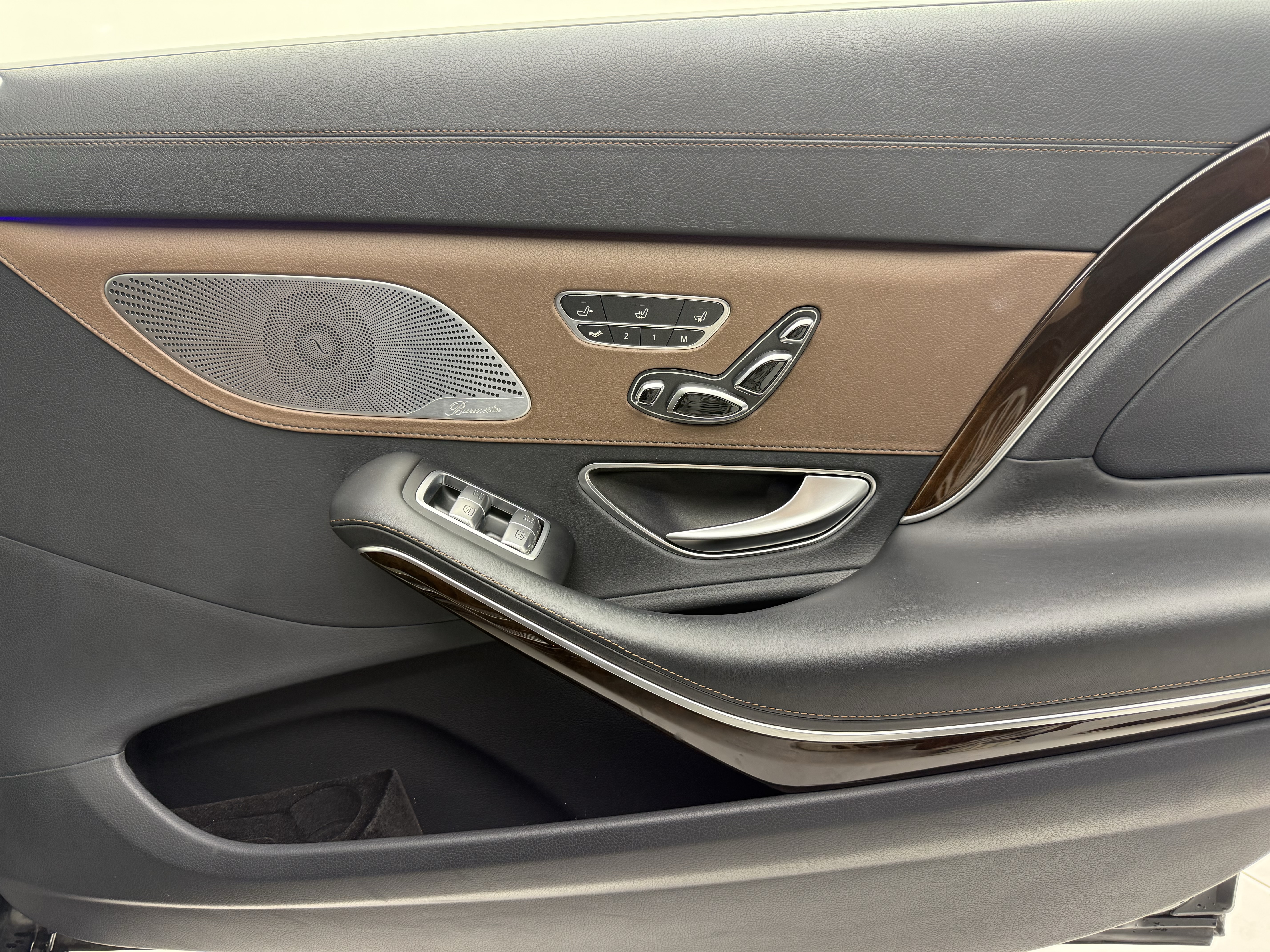 Mercedes-Benz Maybach S Class 2016 #17 Mercedes-Benz Maybach S Class 2016 car image #17