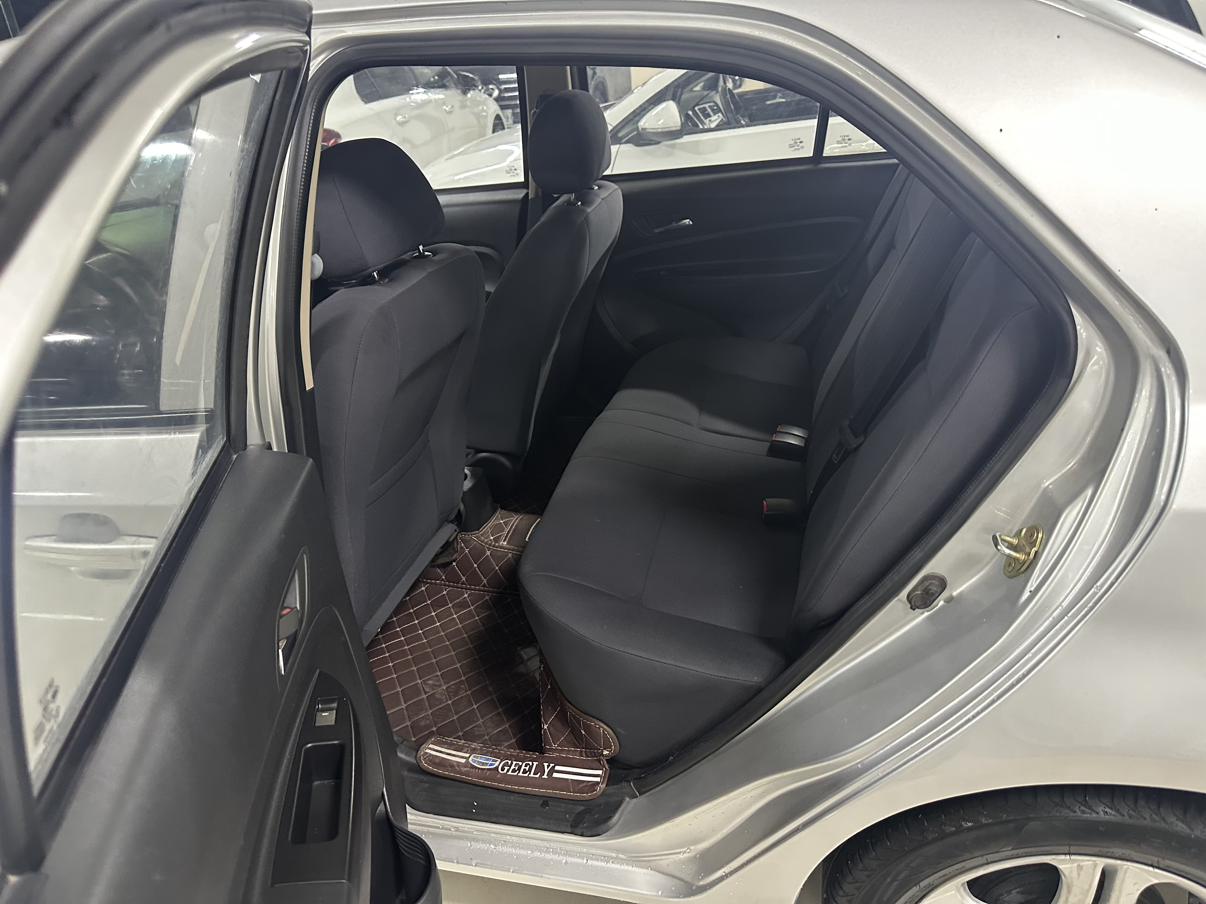 GEELY KingKong 2016 car image #17