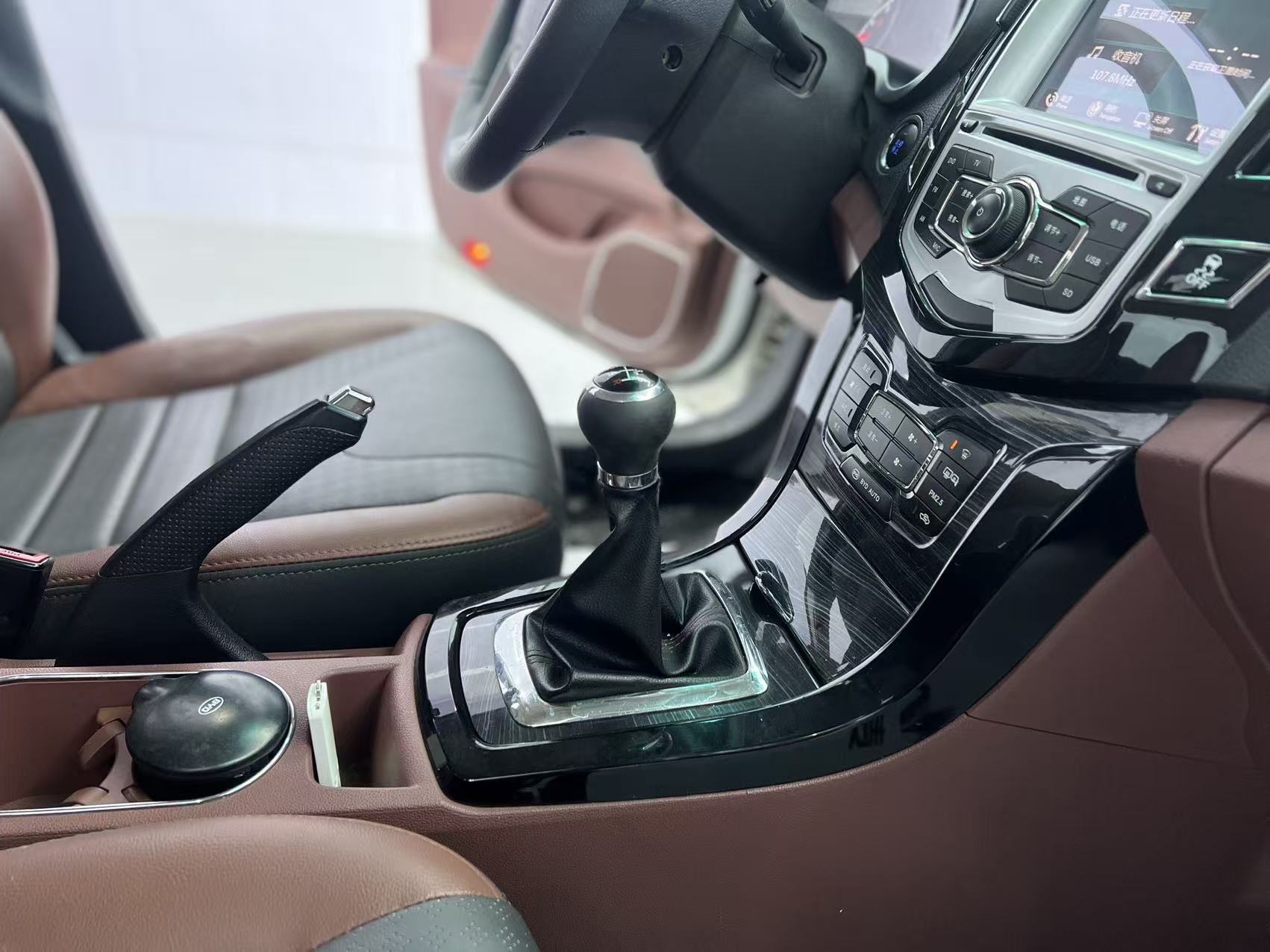 BYD SuRui 2015 car image #17