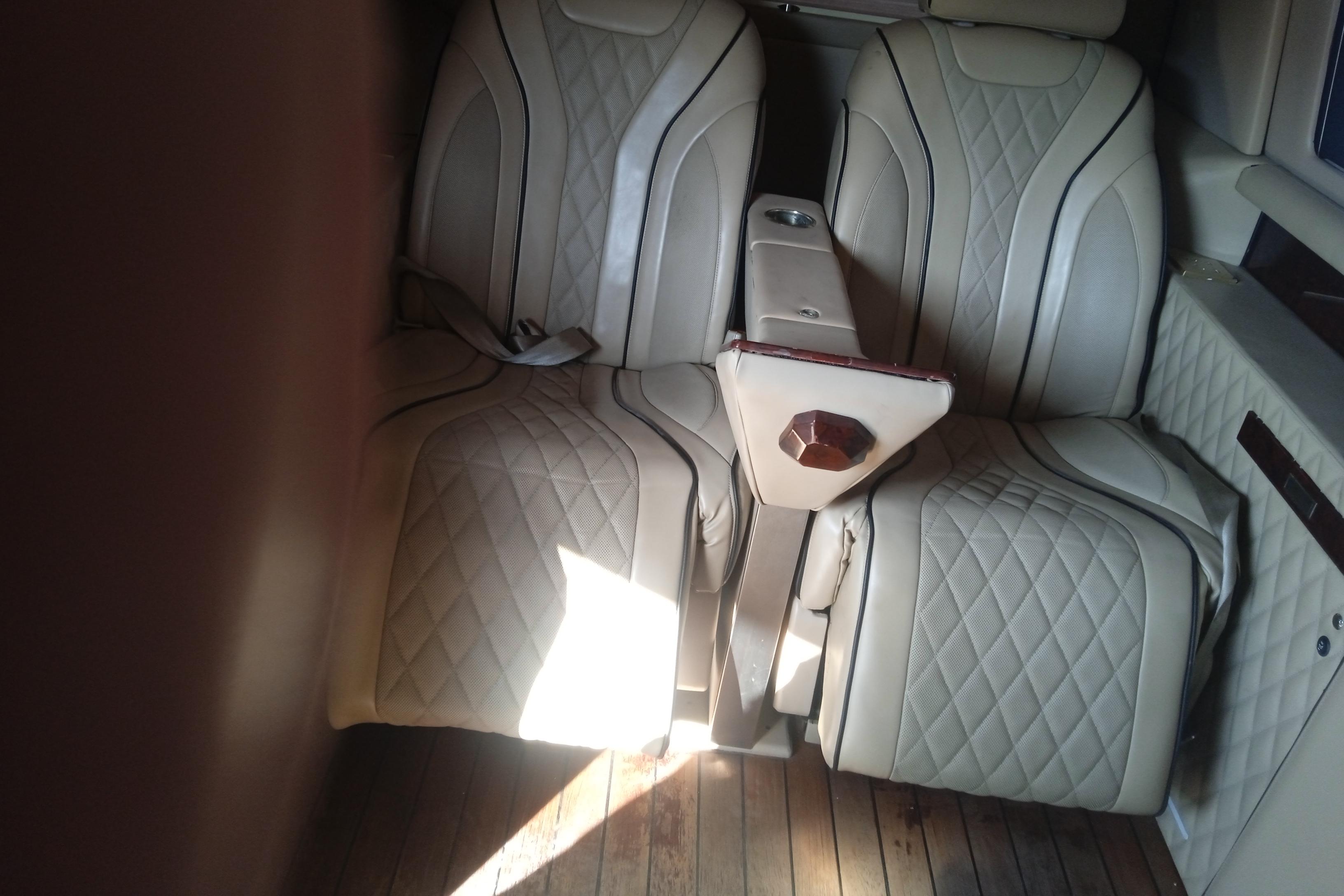 Volkswagen Caravelle 2015 immagine di auto #17