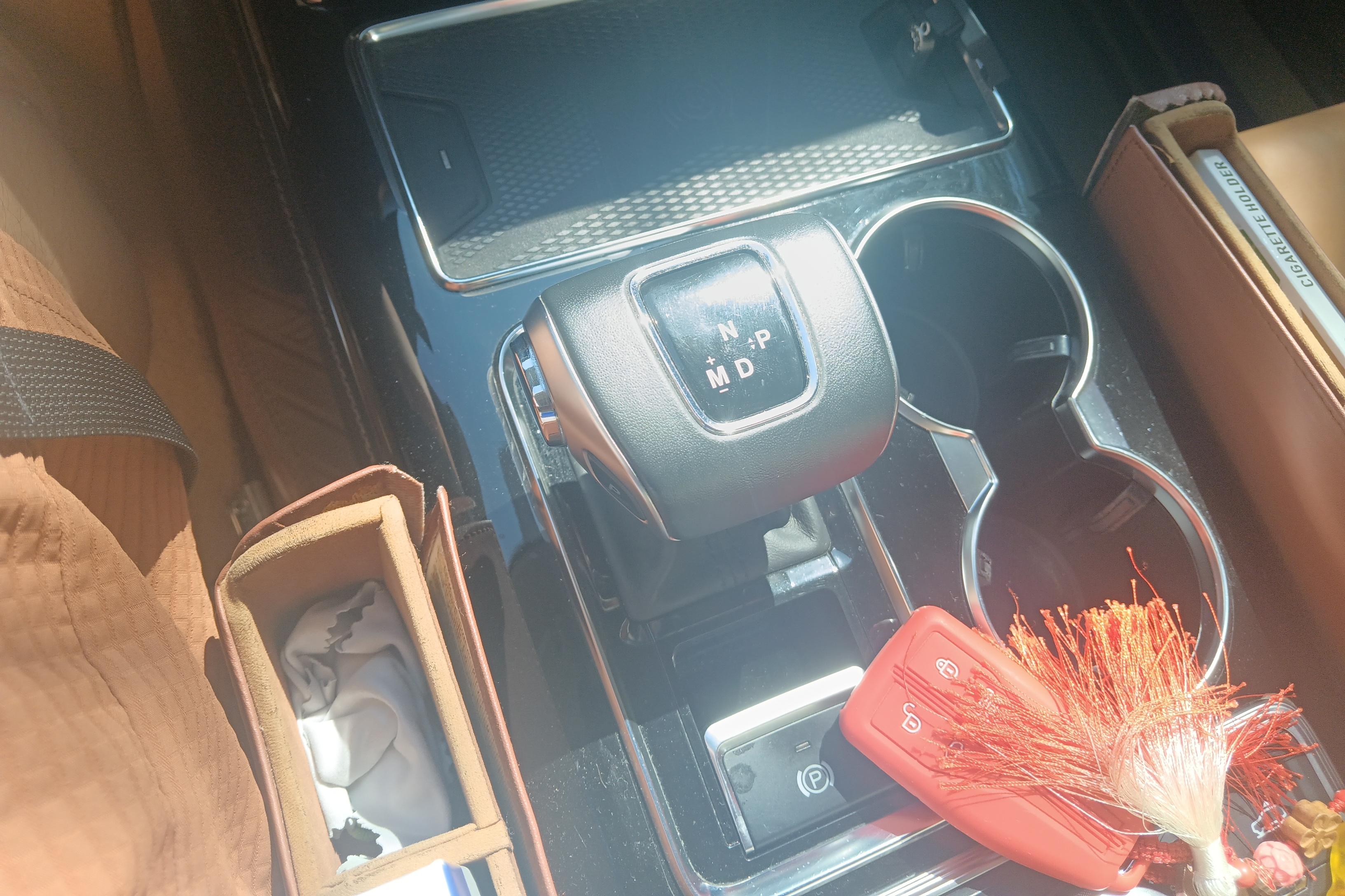 HongQi HS7 2019 #17 HongQi HS7 2019 car image #17