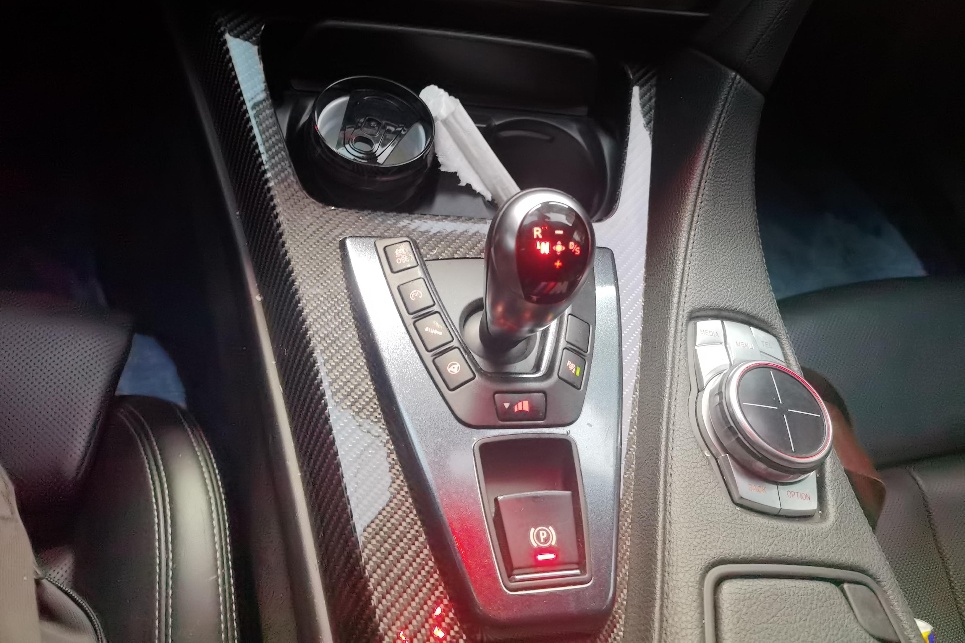 BMW M6 2014 изображение автомобиля #17