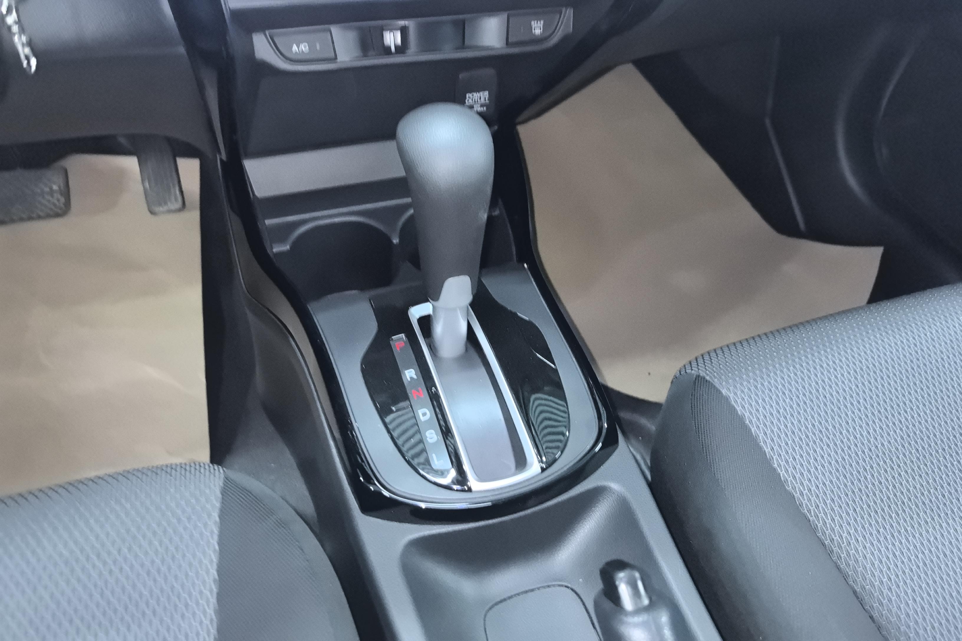 Honda Gienia 2018 car image #17