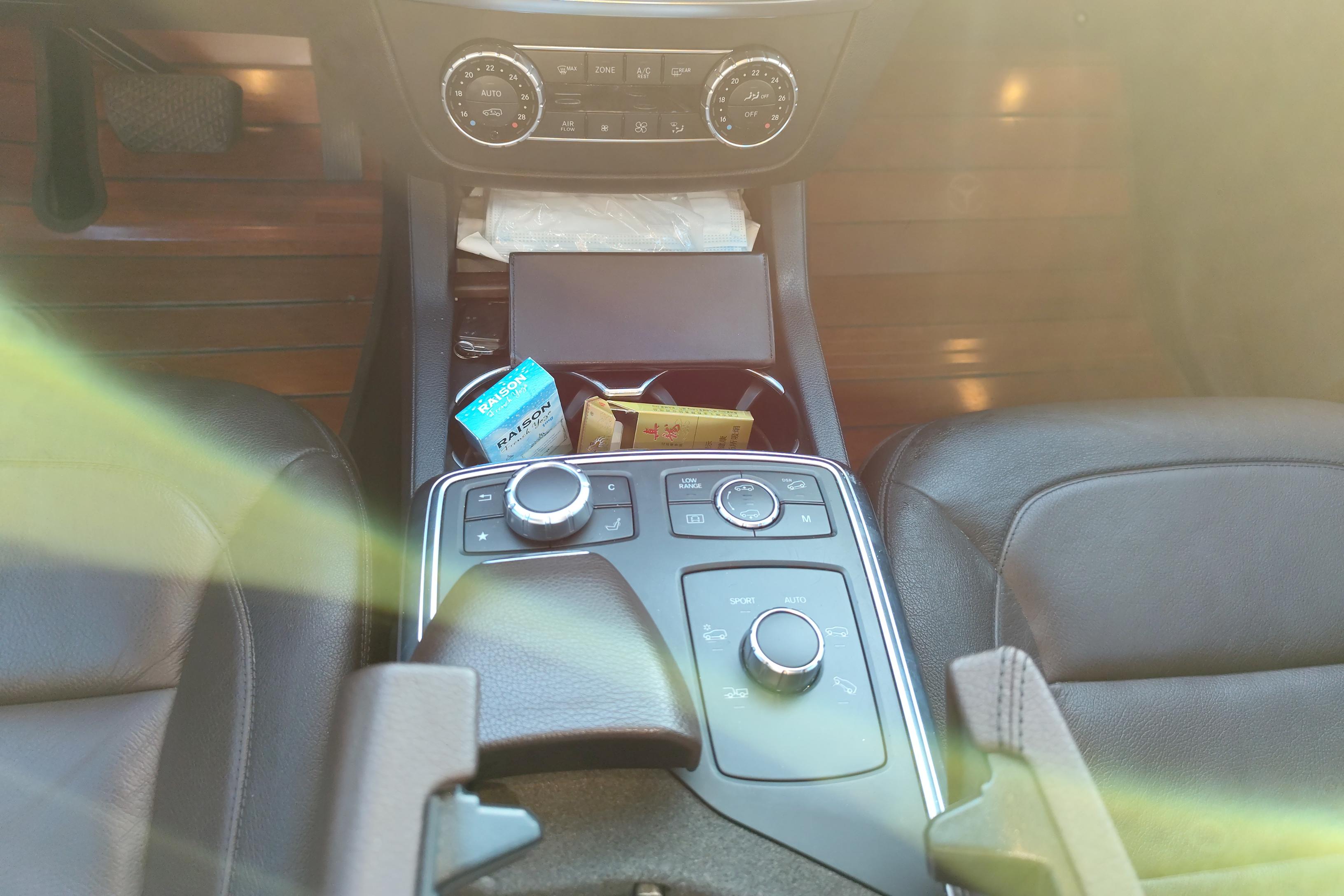 Mercedes-Benz GL Class 2015 #17 Mercedes-Benz GL Class 2015 car image #17