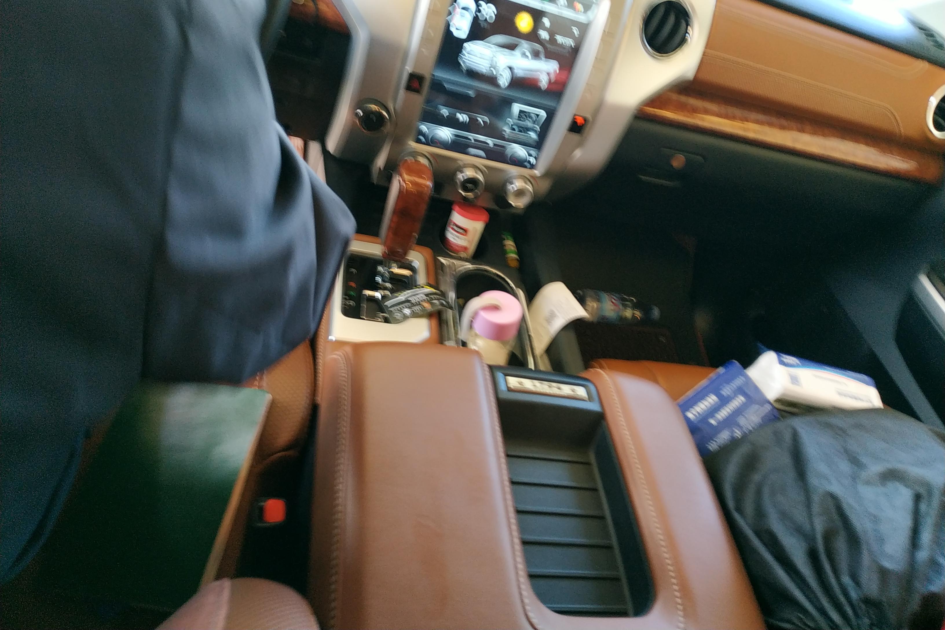 Toyota Tundra 2014 immagine di auto #17