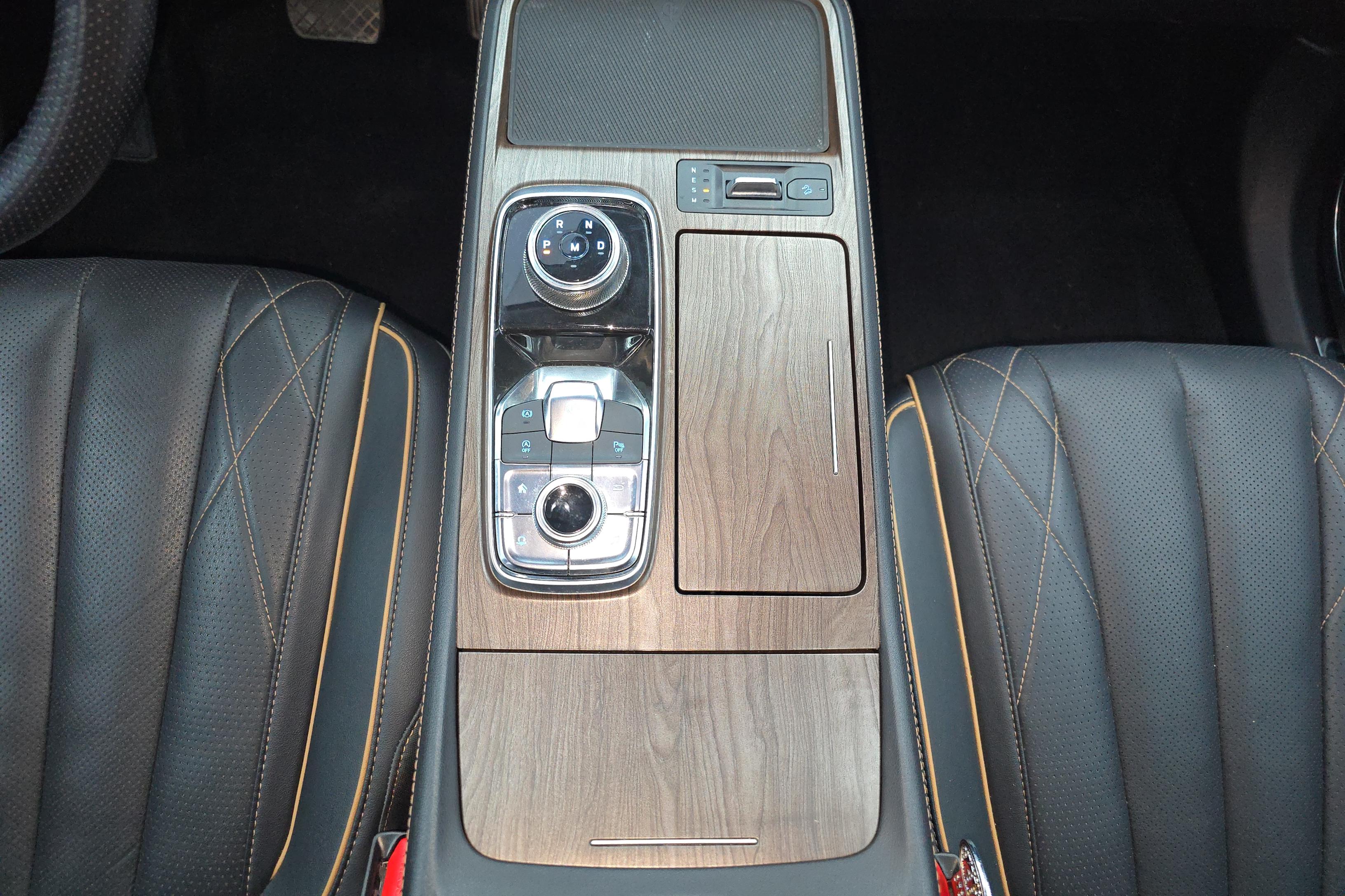 Ford Equator 2022 immagine di auto #17