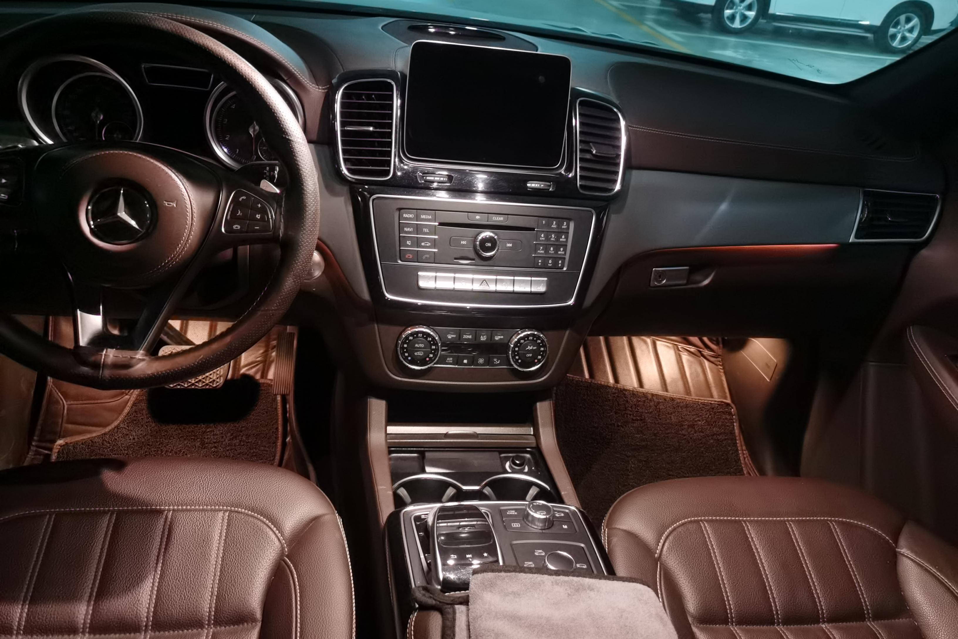 奔驰 奔驰GLS AMG 2016 汽车图片 #17