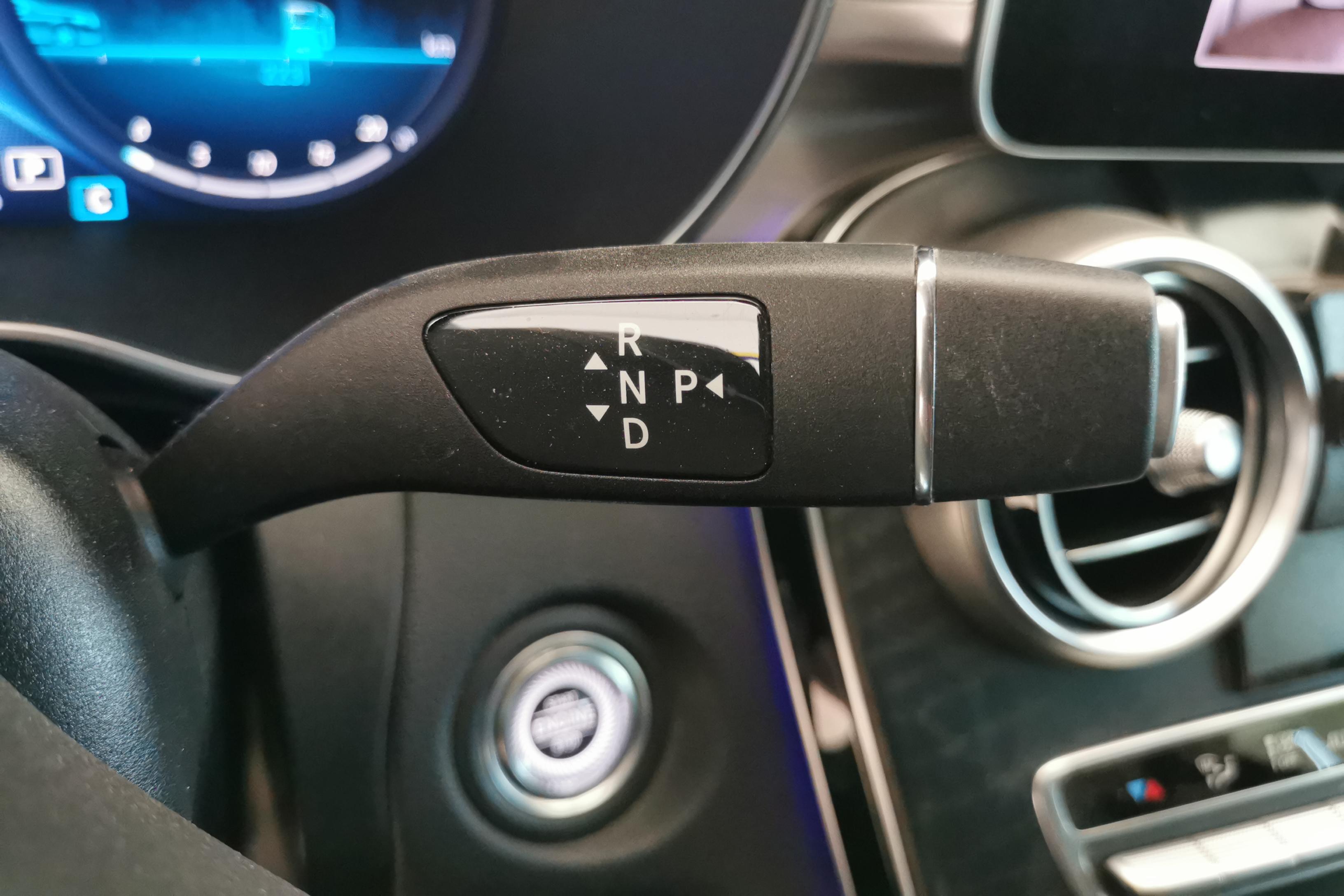 Mercedes-Benz C Class (Imported) 2020 car image #17