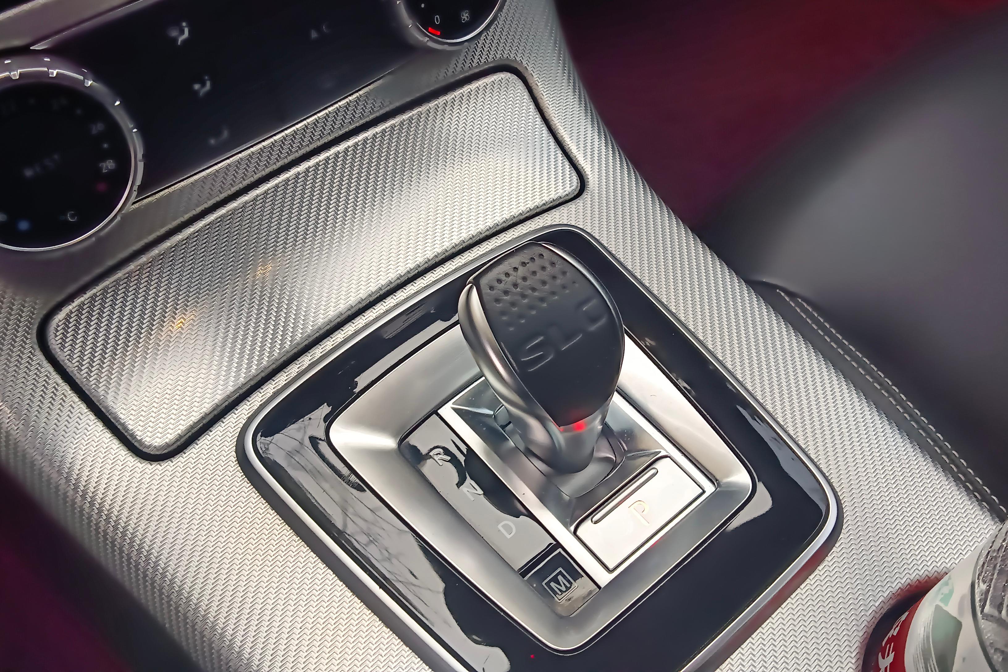 Mercedes-Benz SLC Class 2018 #17 Mercedes-Benz SLC Class 2018 car image #17