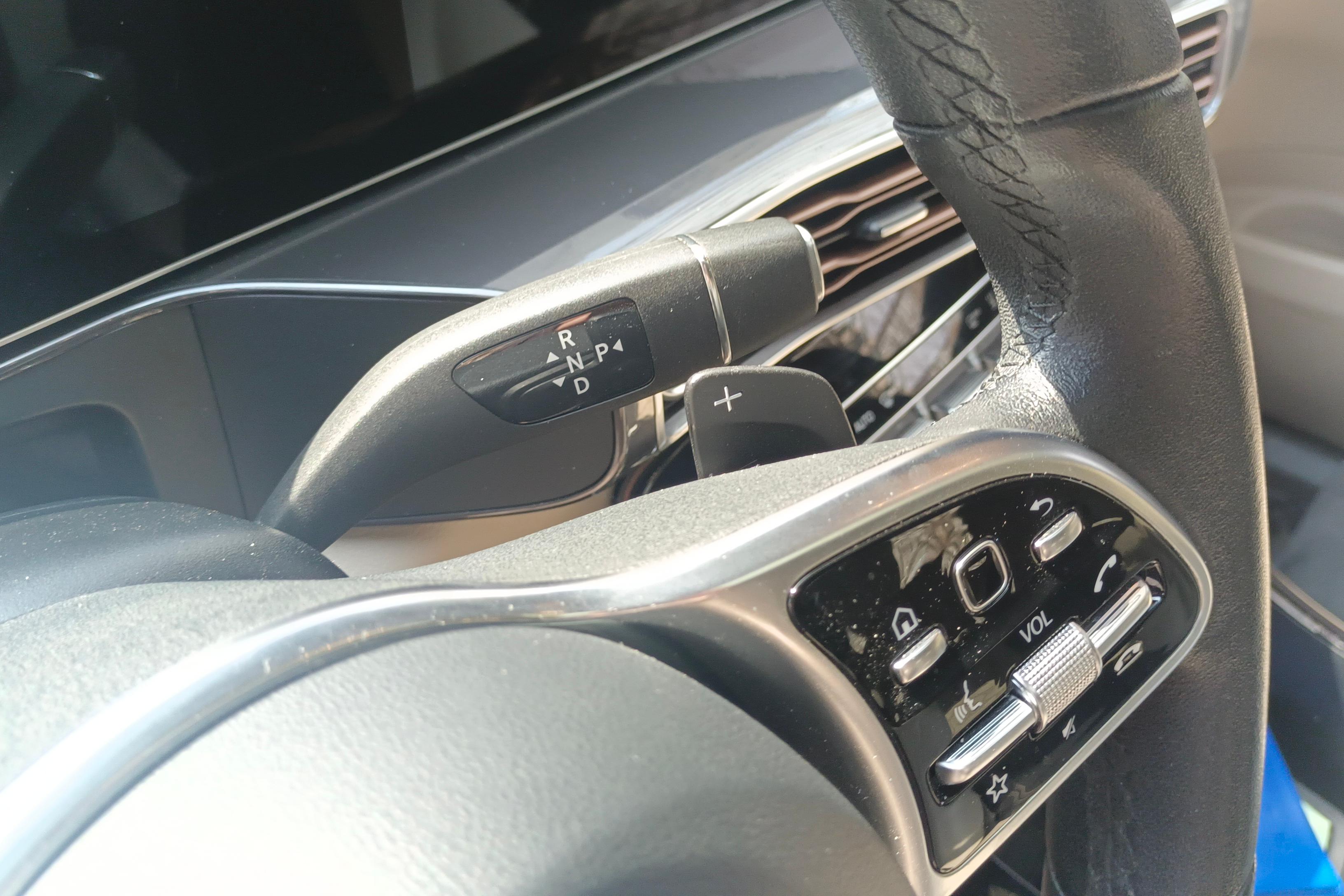 Mercedes-Benz EQC Class 2020 #17 Mercedes-Benz EQC Class 2020 car image #17