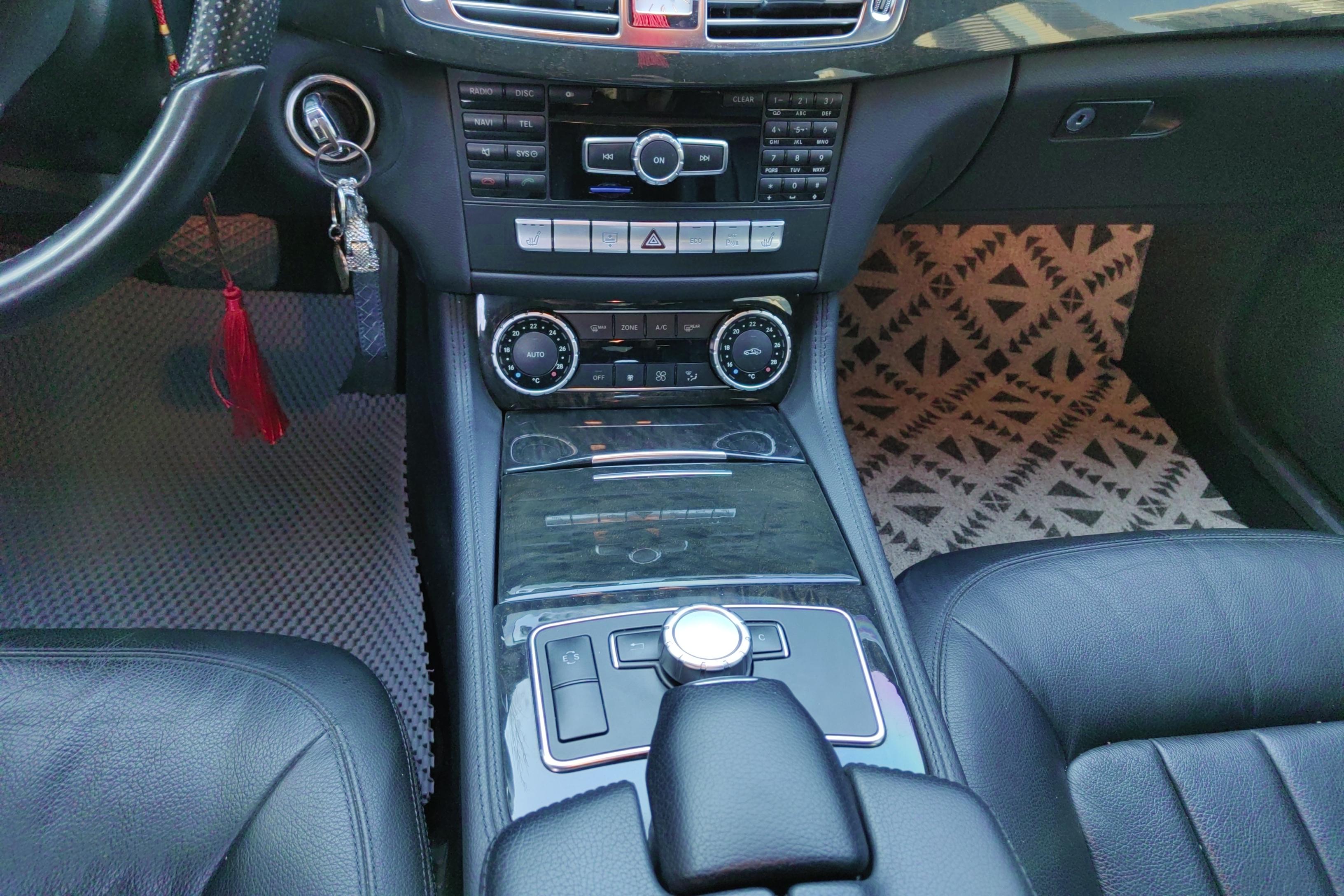 Mercedes-Benz CLS AMG 2015 car image #17