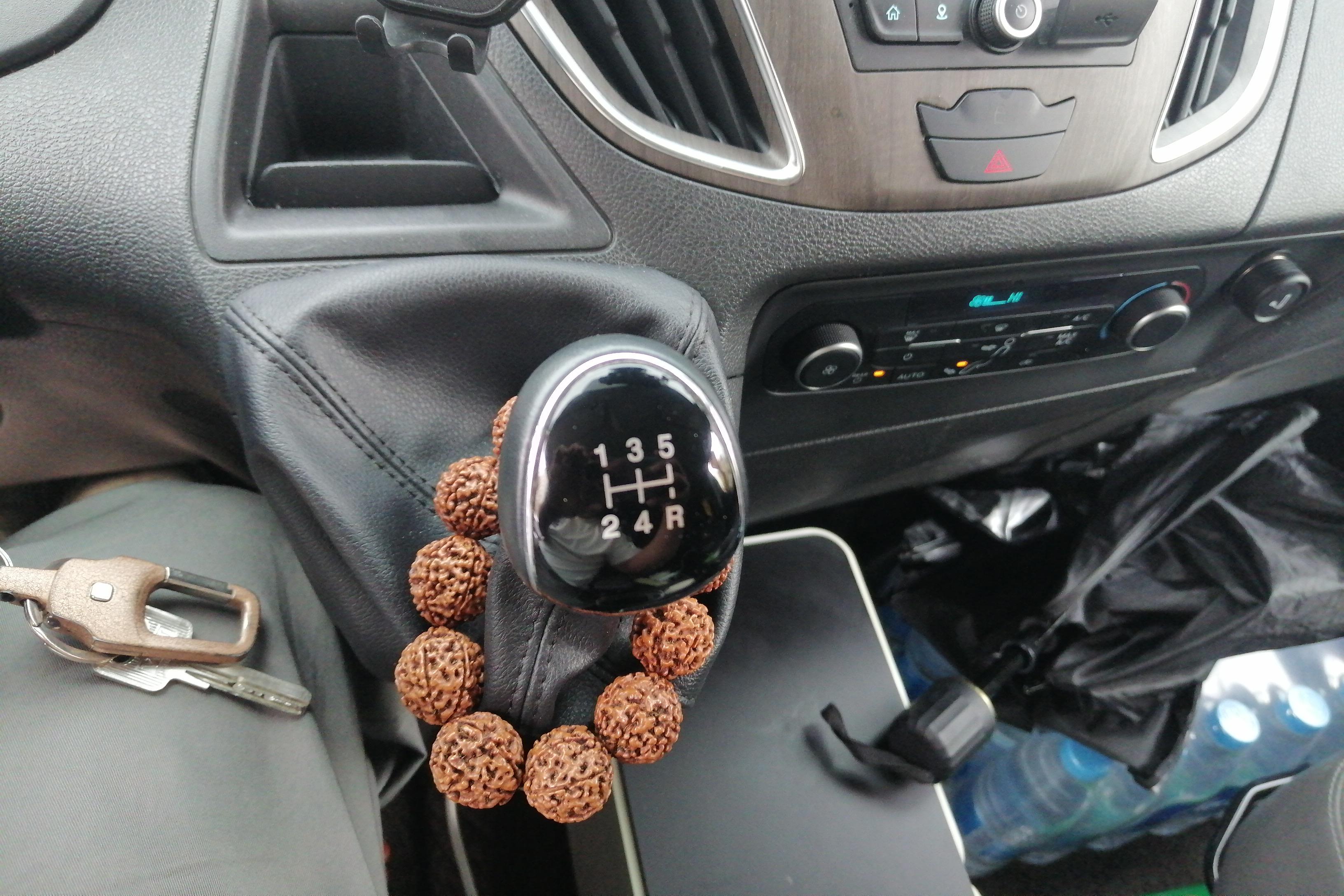 Ford Tourneo 2022 car image #17