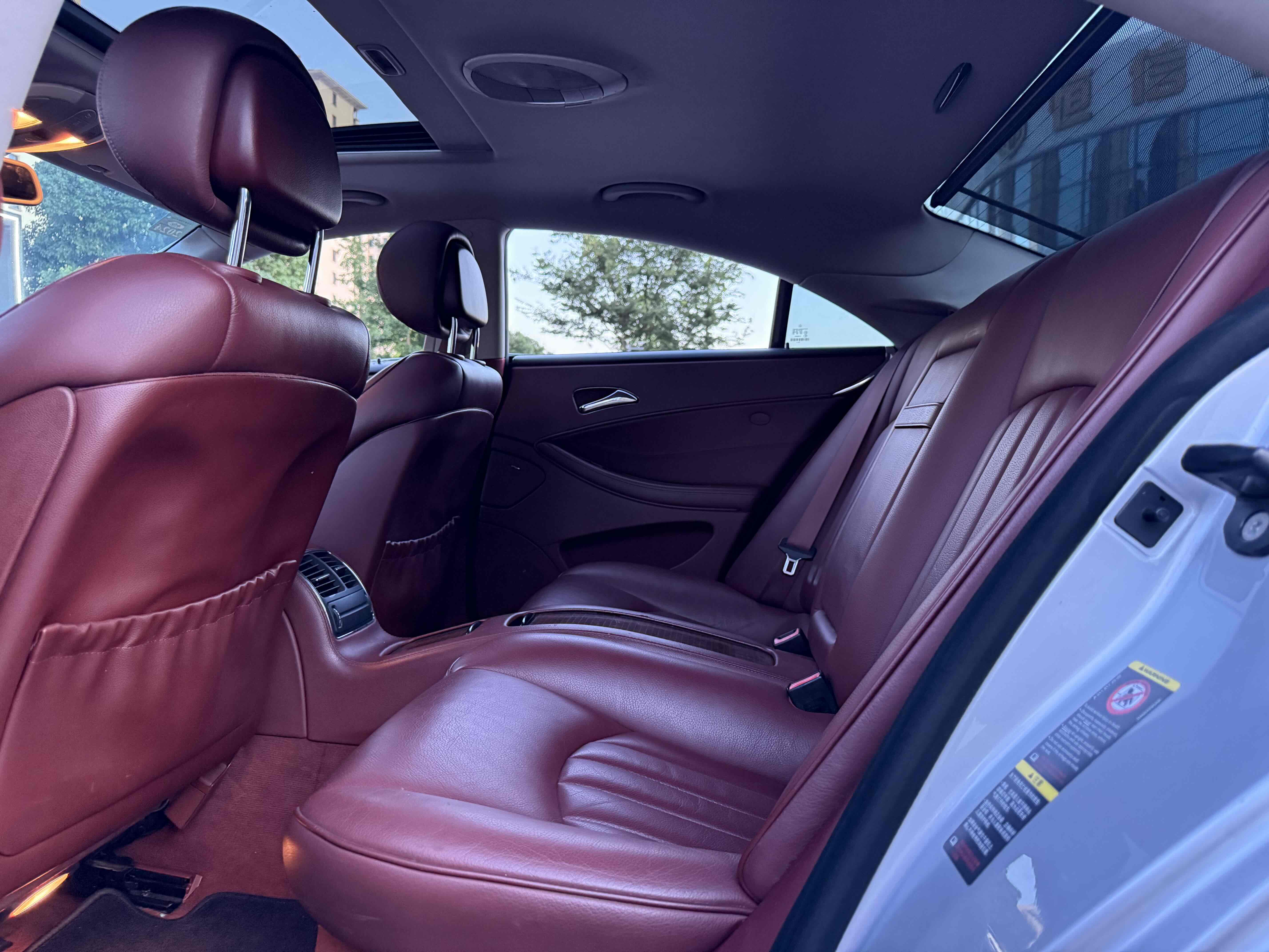 Mercedes-Benz CLS Class 2010 #17 Mercedes-Benz CLS Class 2010 car image #17