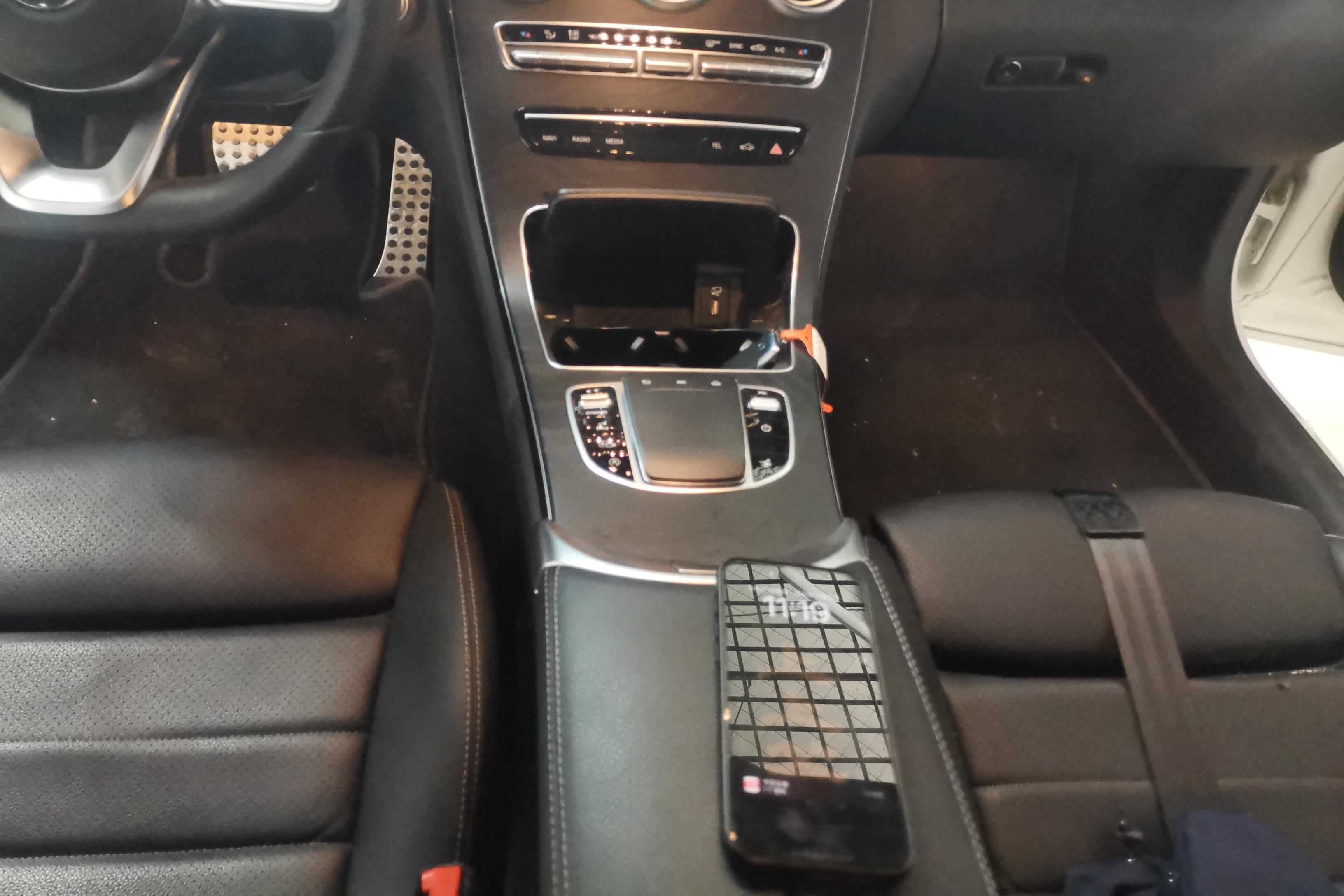 Mercedes-Benz C Class (Imported) 2020 #17 Mercedes-Benz C Class (Imported) 2020 car image #17