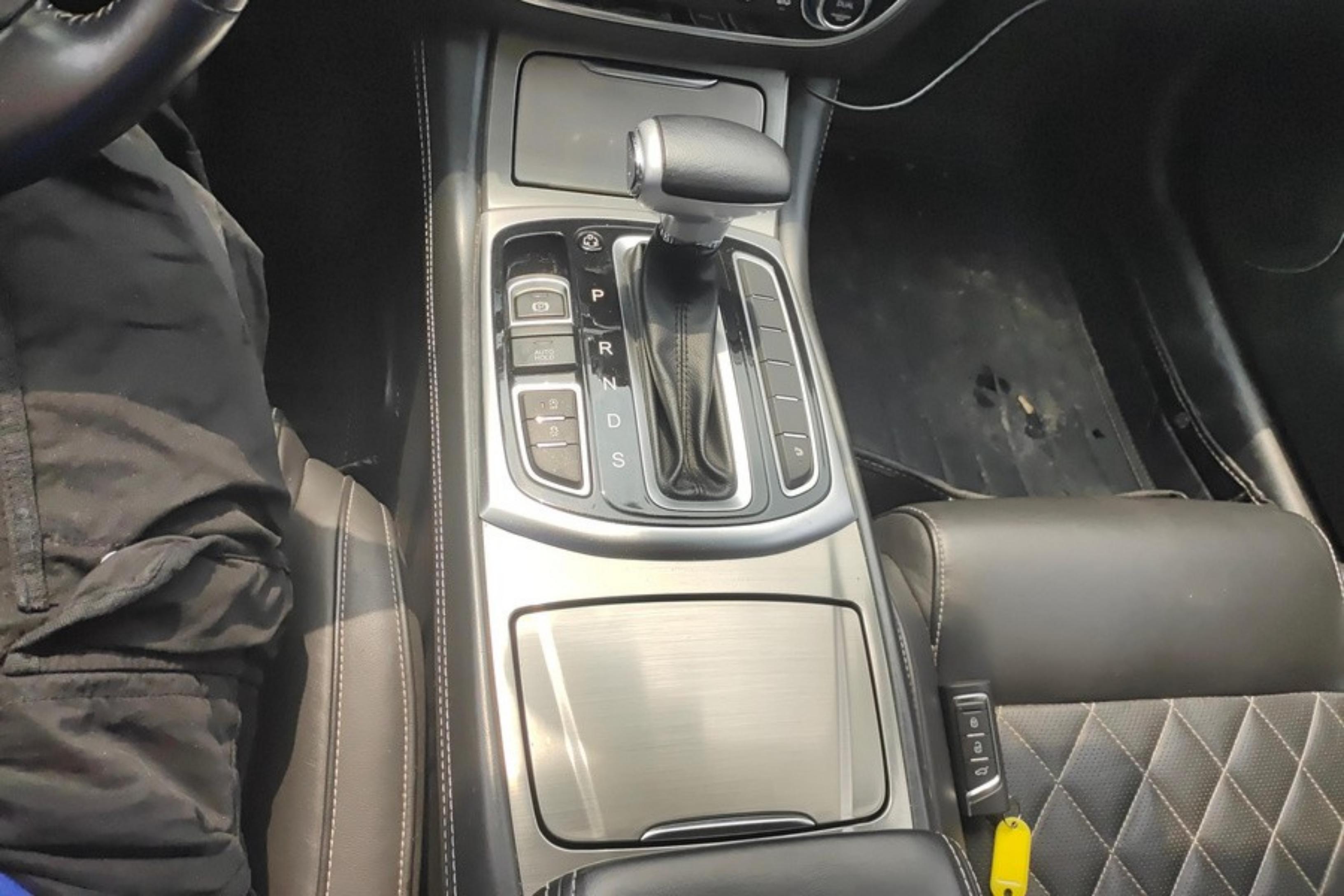 GAC Trumpchi GA8 2017 car image #17