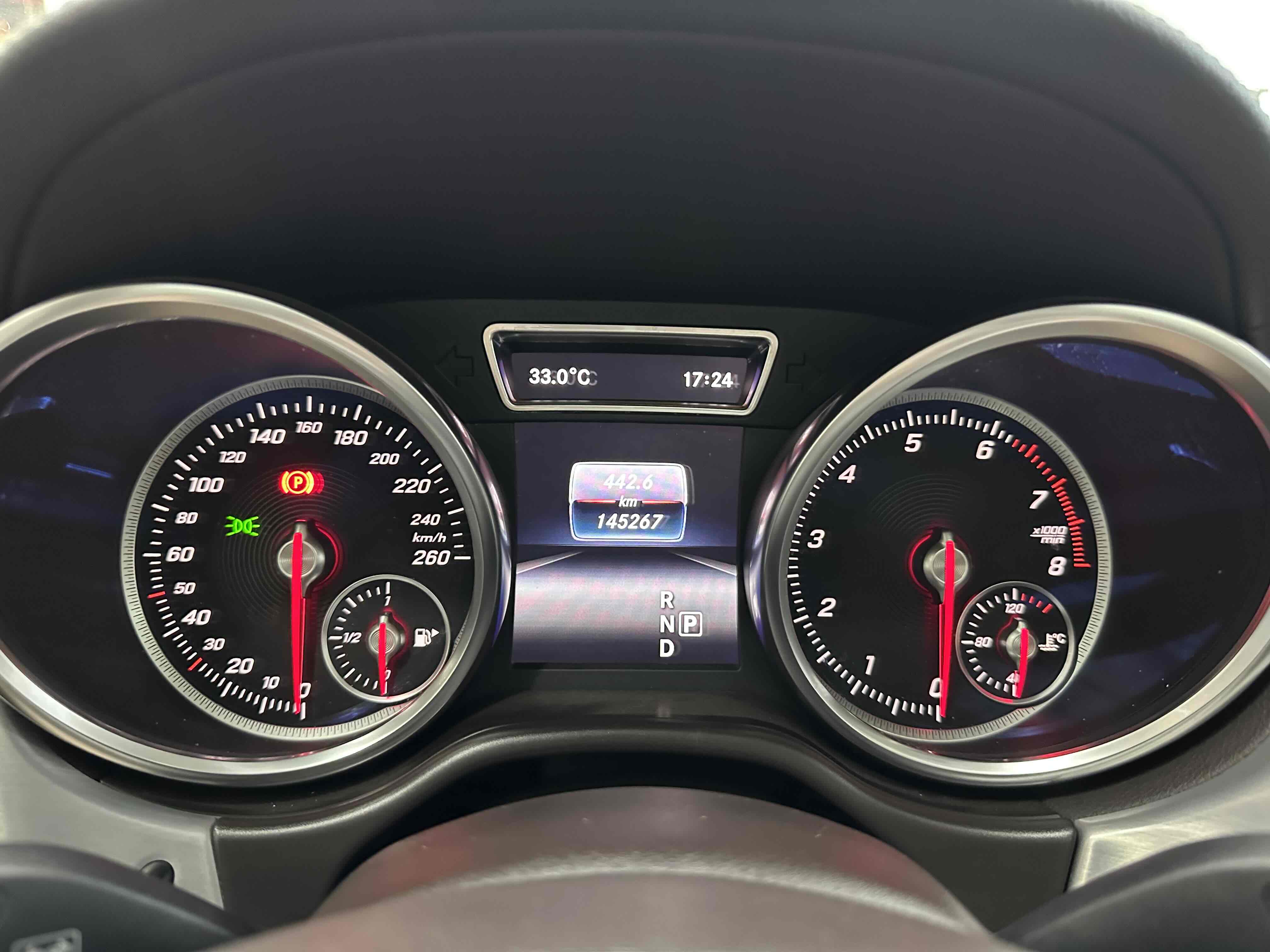 Mercedes-Benz GLS AMG 2017 car image #17