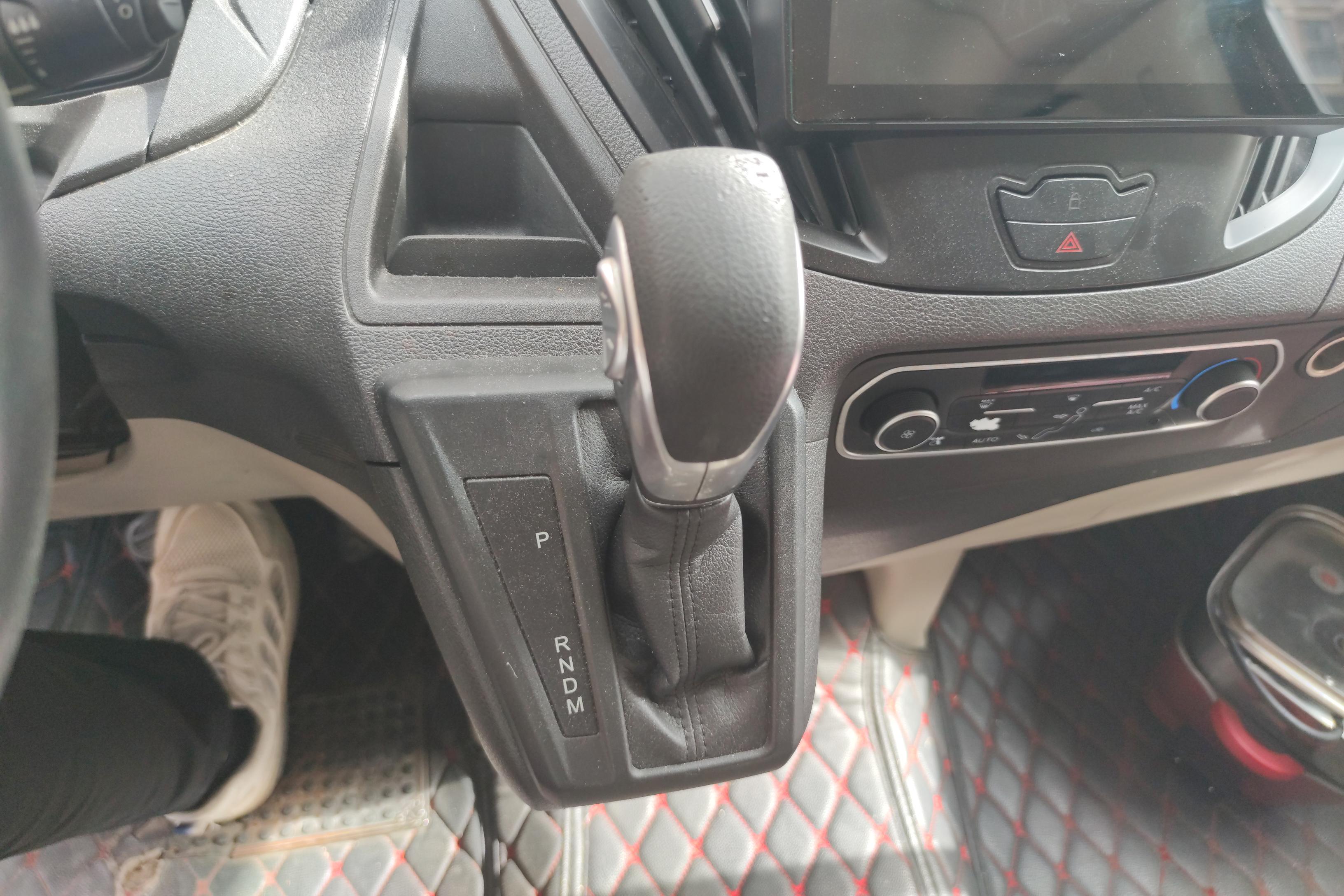 Ford Tourneo 2017 #17 Ford Tourneo 2017 car image #17