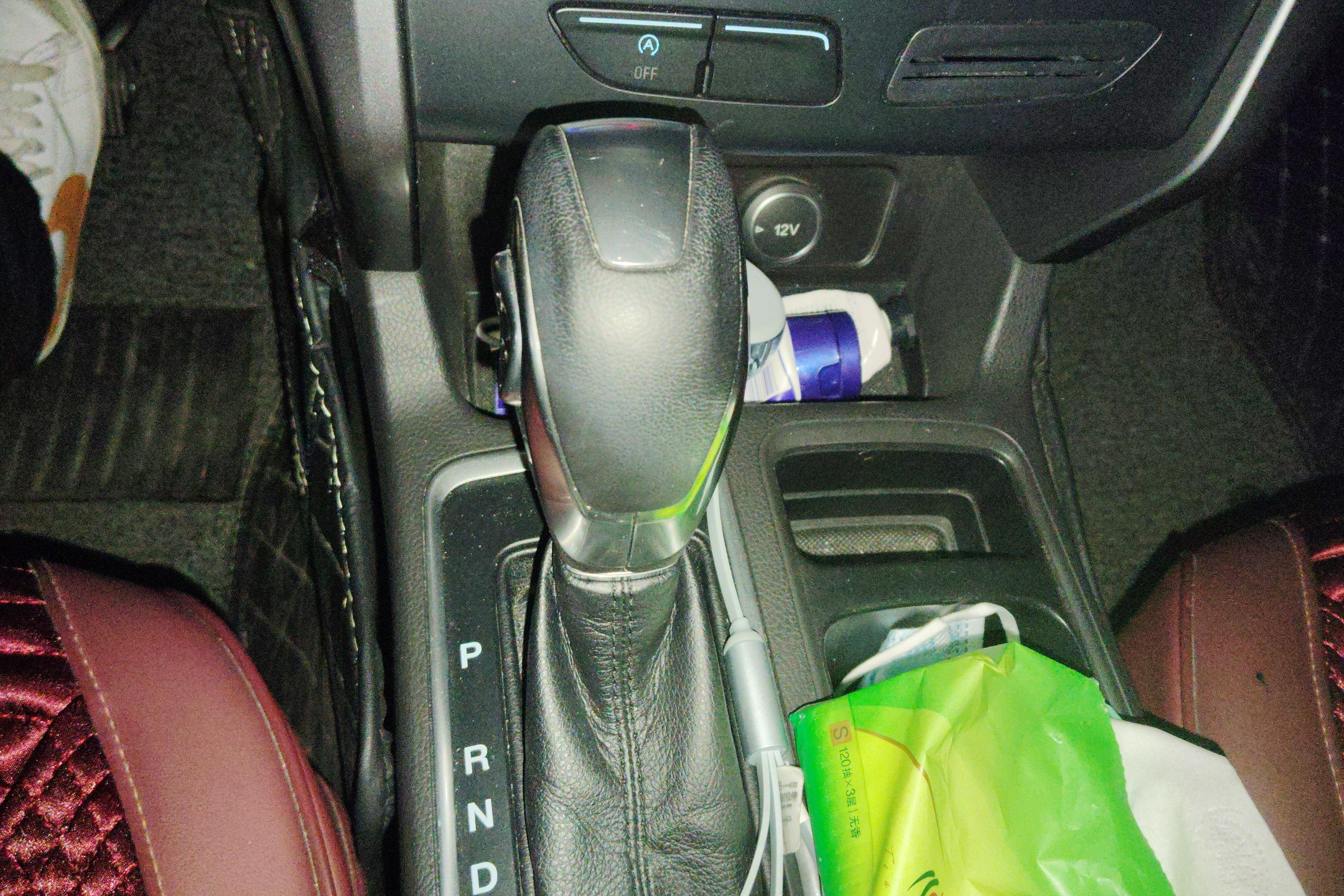 Ford Kuga 2019 #17 Ford Kuga 2019 immagine di auto #17