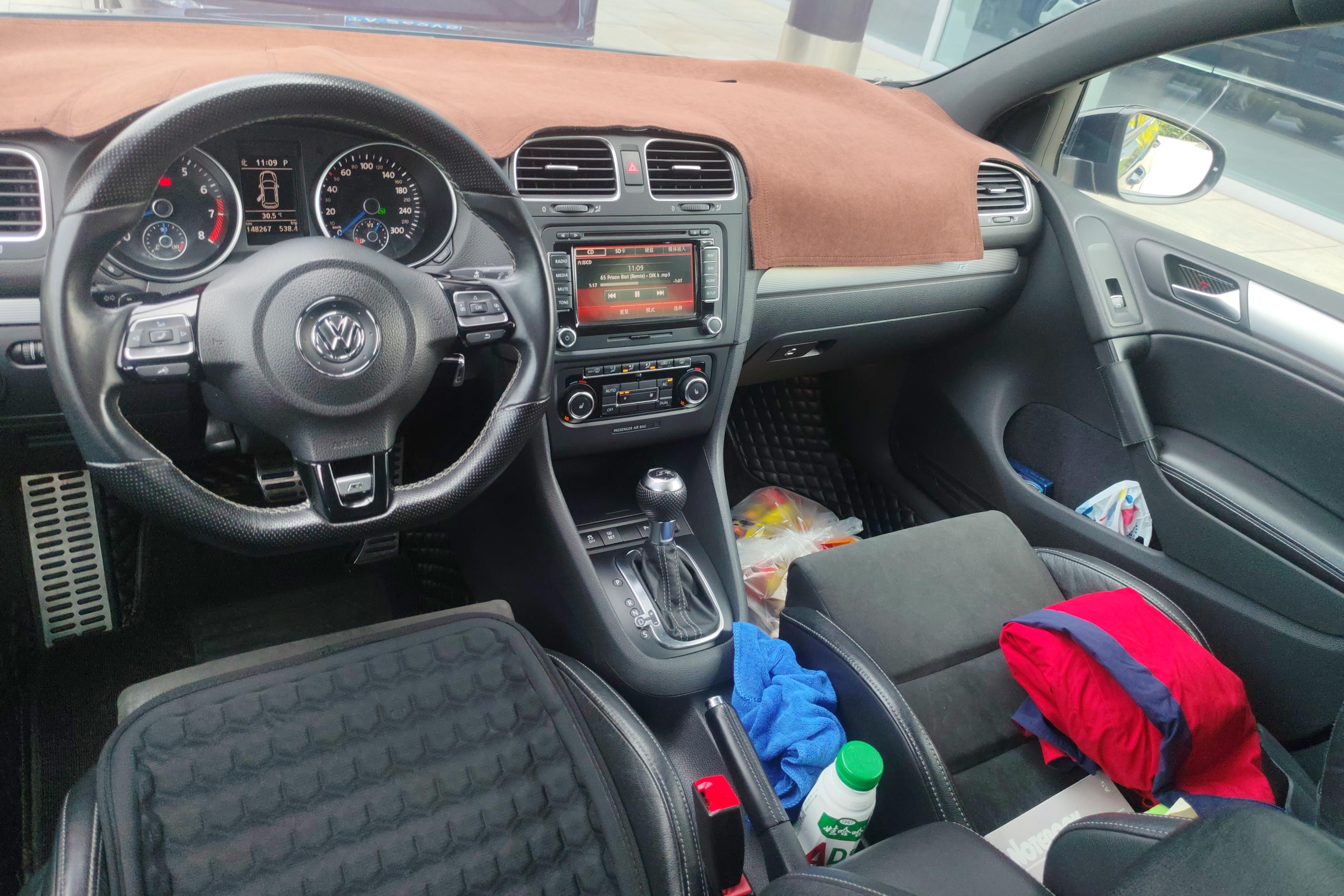 Volkswagen Gol 2011 car image #17