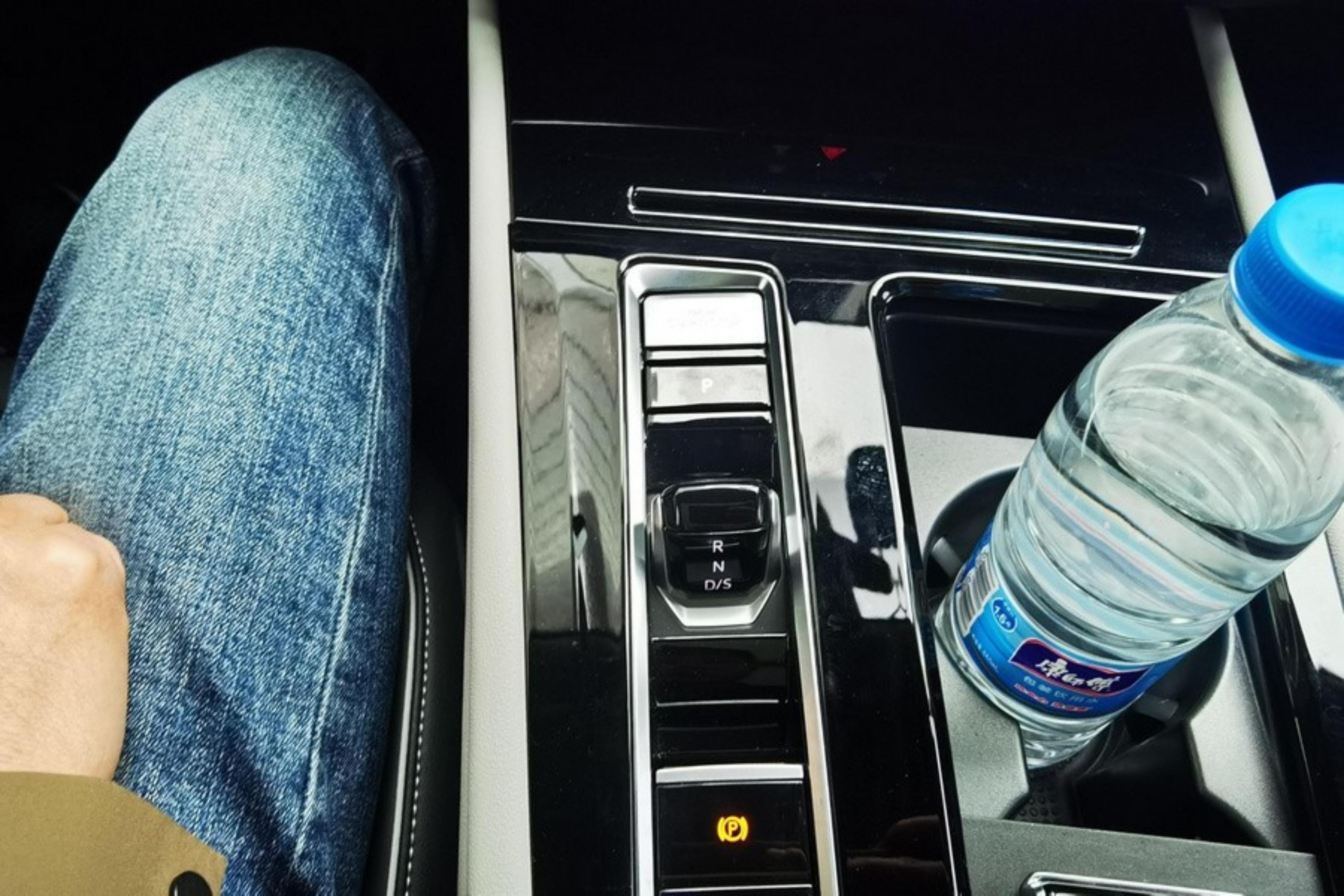 Volkswagen Teramont 2023 car image #17