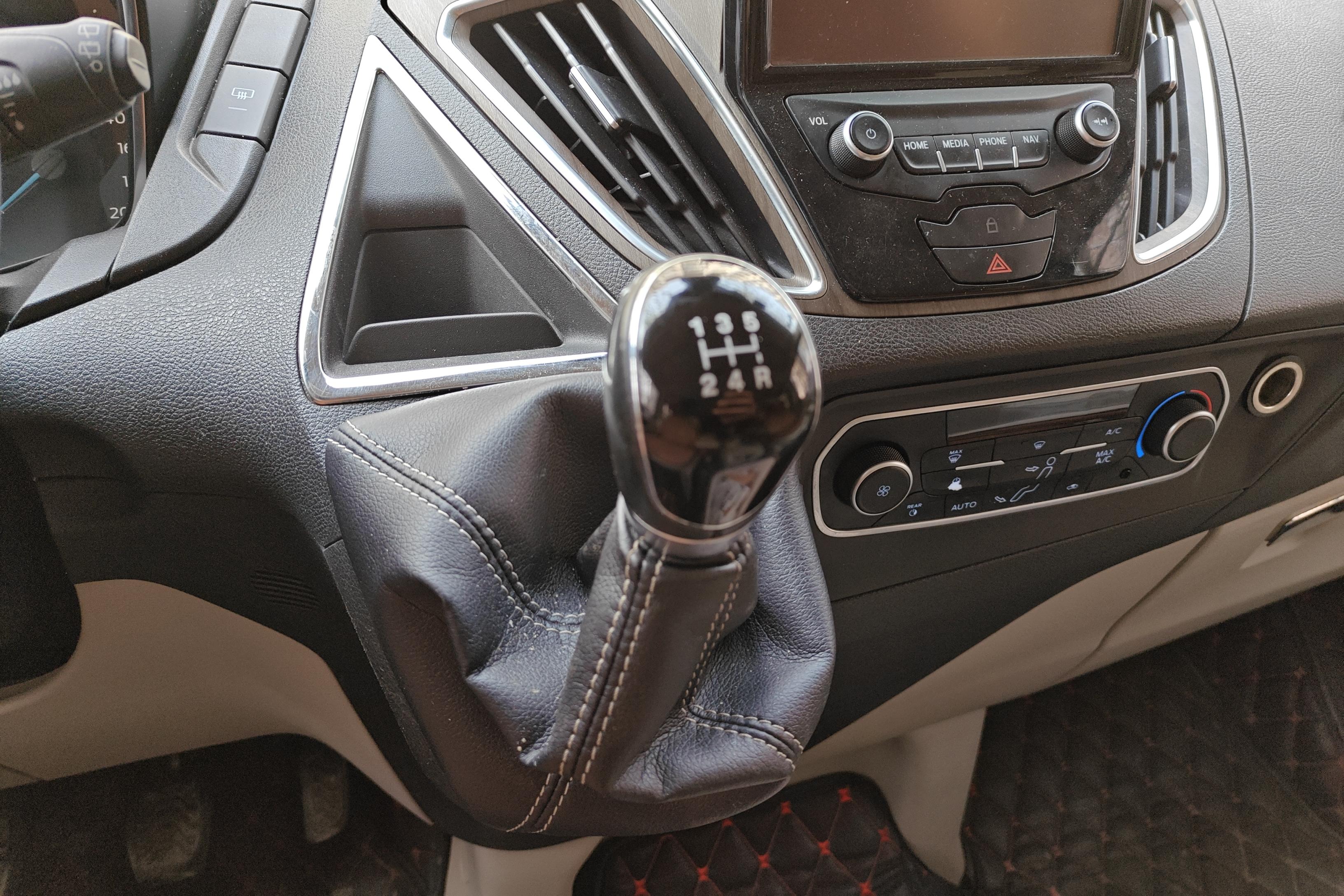 Ford Tourneo 2016 #17 Ford Tourneo 2016 immagine di auto #17