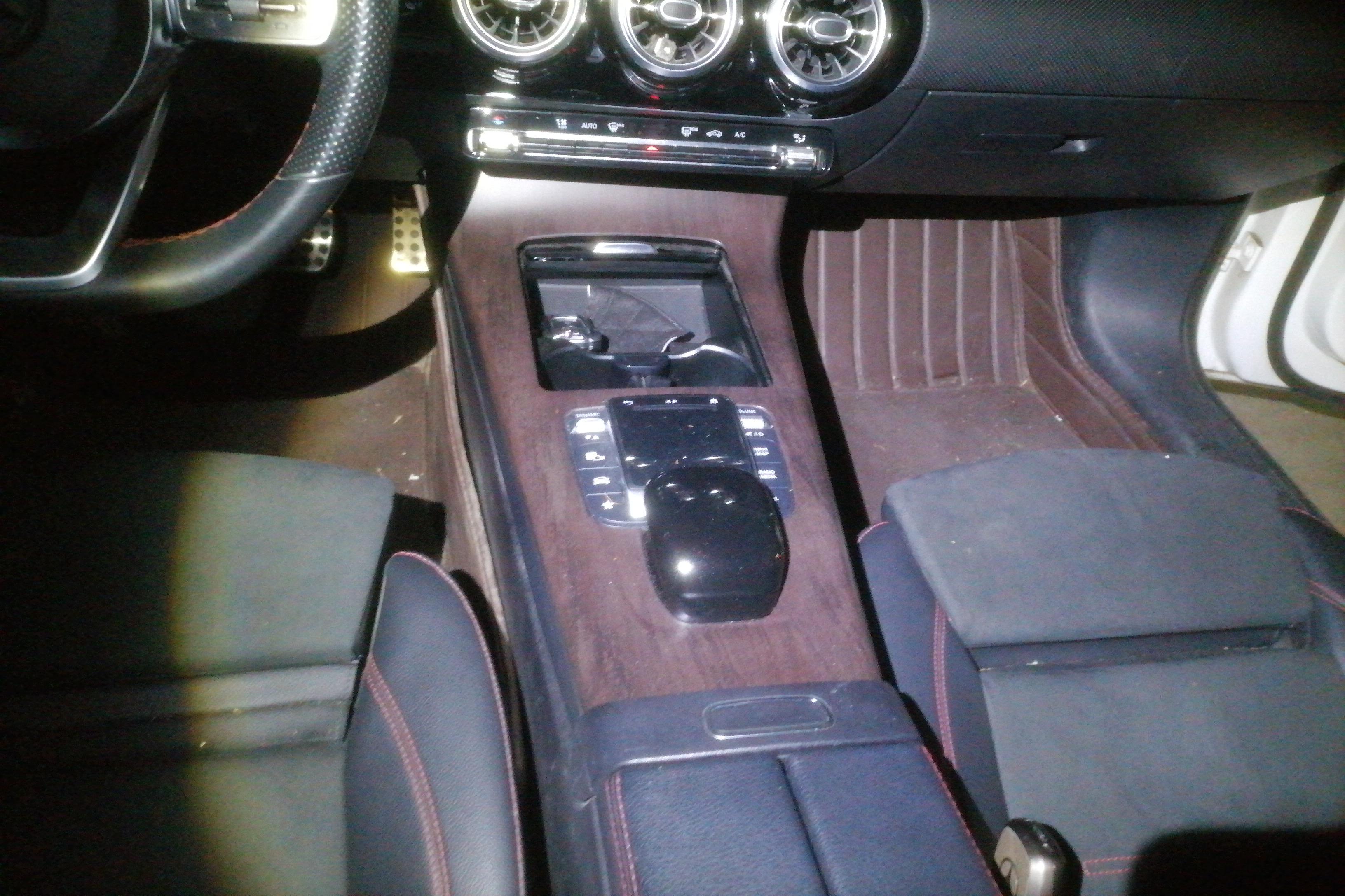 Mercedes-Benz CLA Class (Imported) 2020 #17 Mercedes-Benz CLA Class (Imported) 2020 car image #17