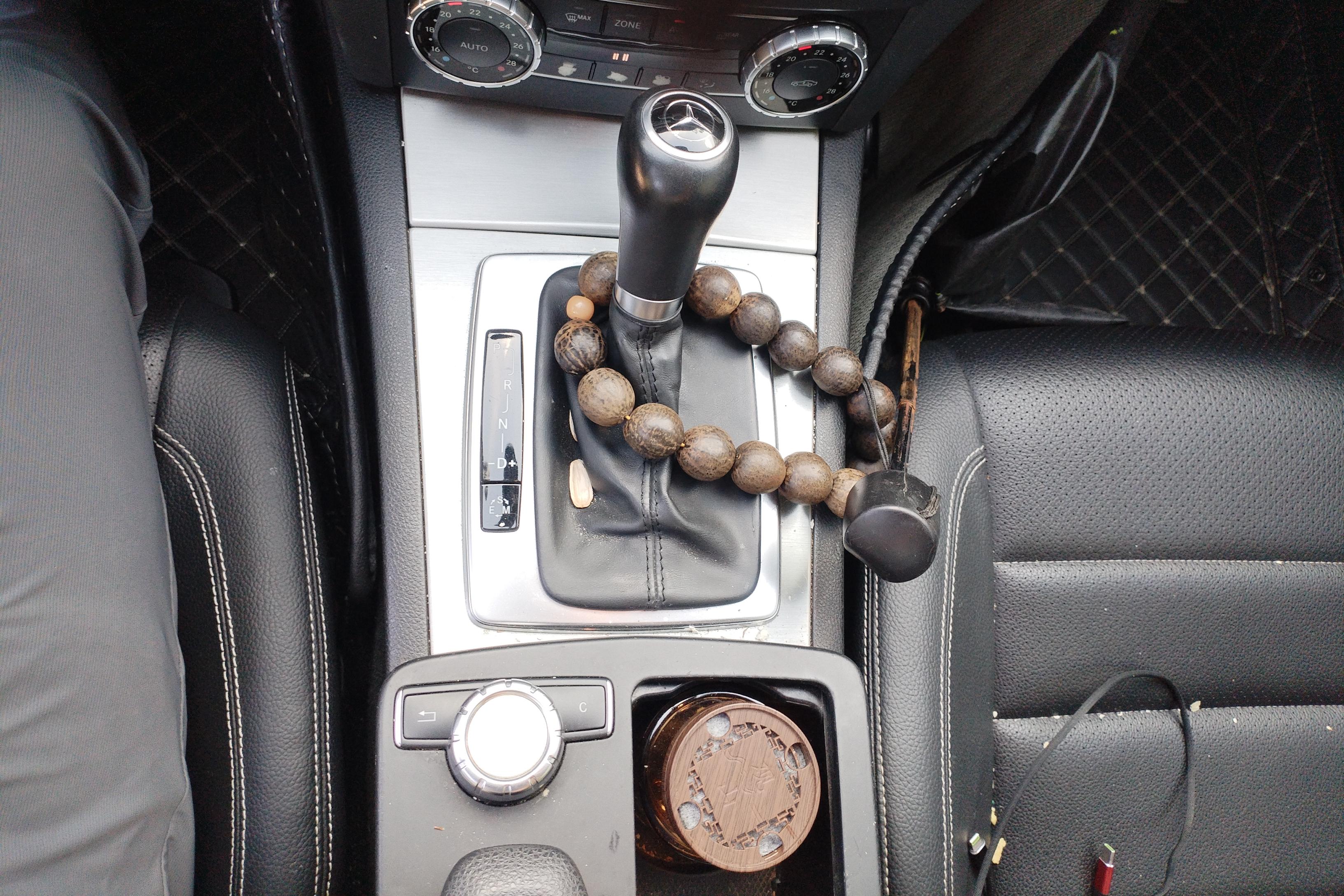 Mercedes-Benz C Class (Imported) 2015 car image #17