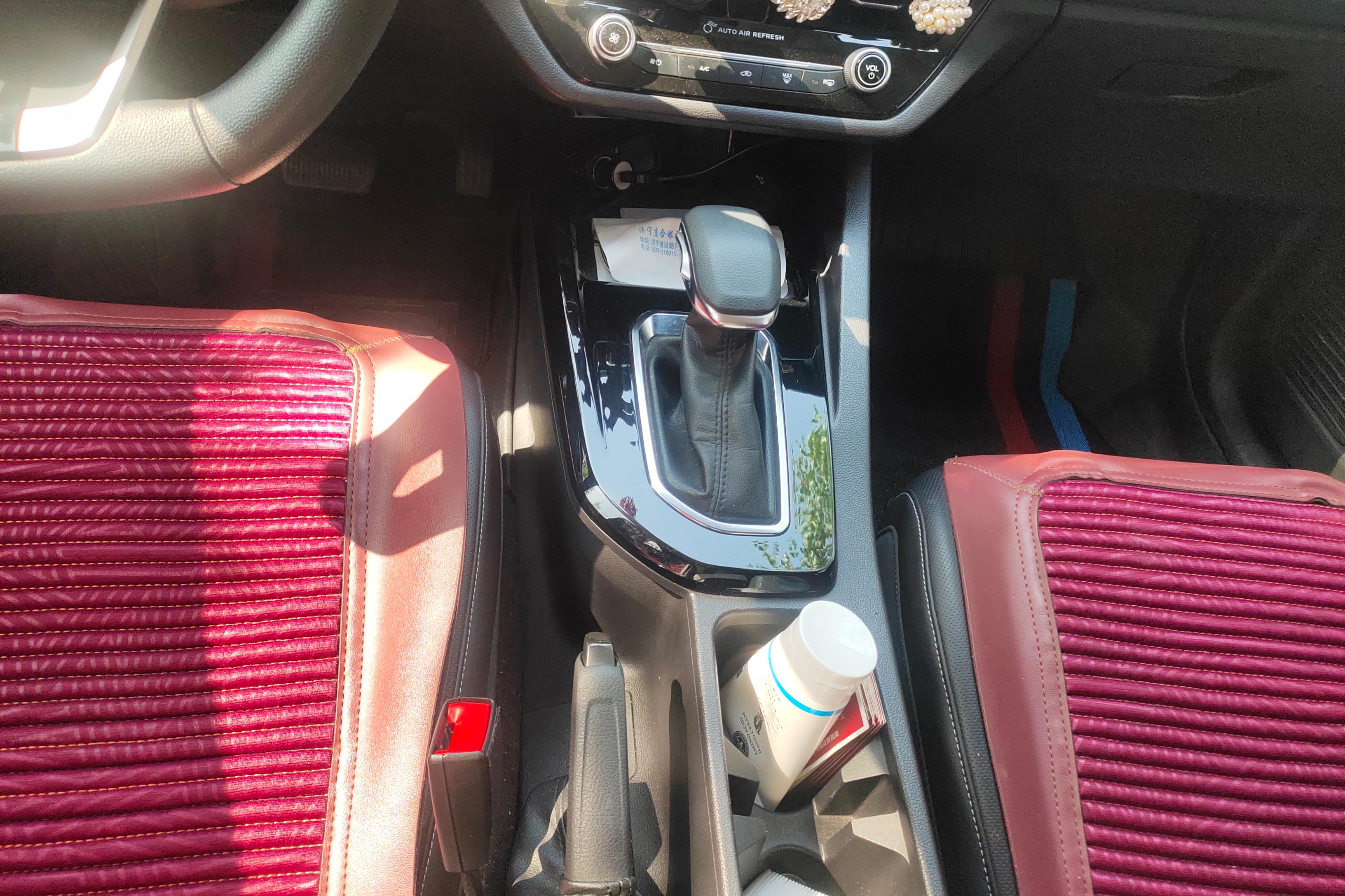 Ford Escort 2021 car image #17