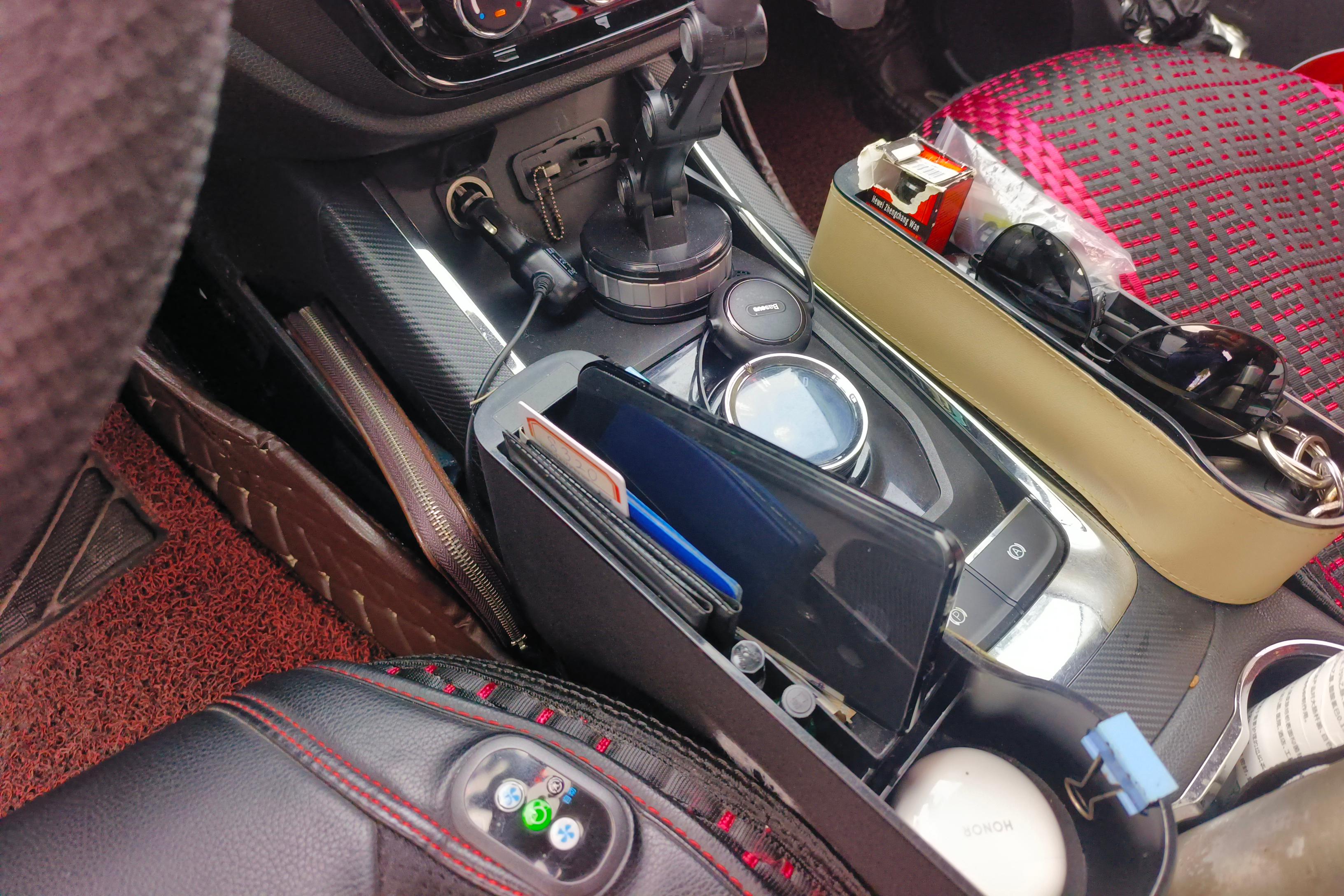 Soueast DX3 2018 #17 Soueast DX3 2018 car image #17