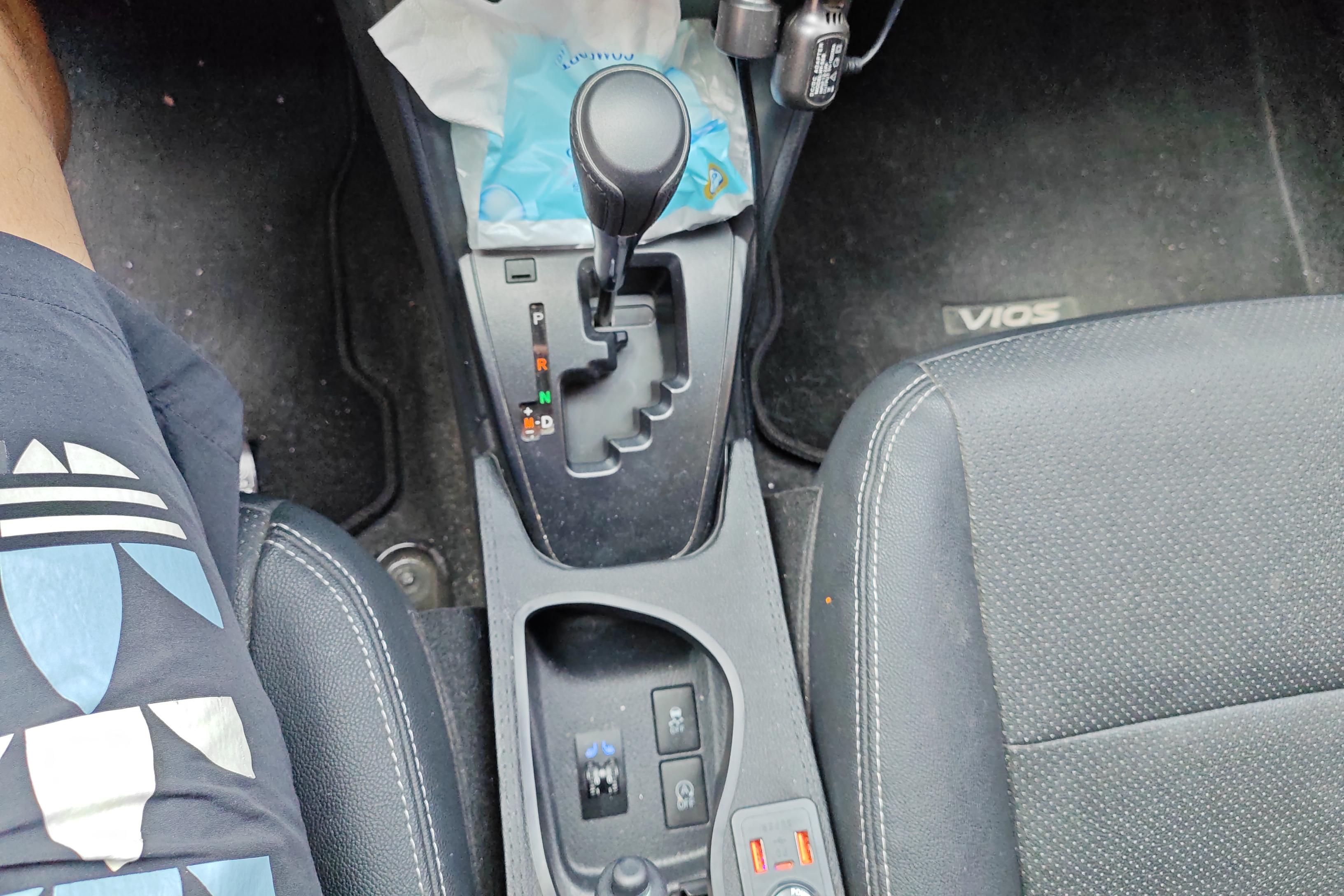 Toyota Vios 2021 изображение автомобиля #17