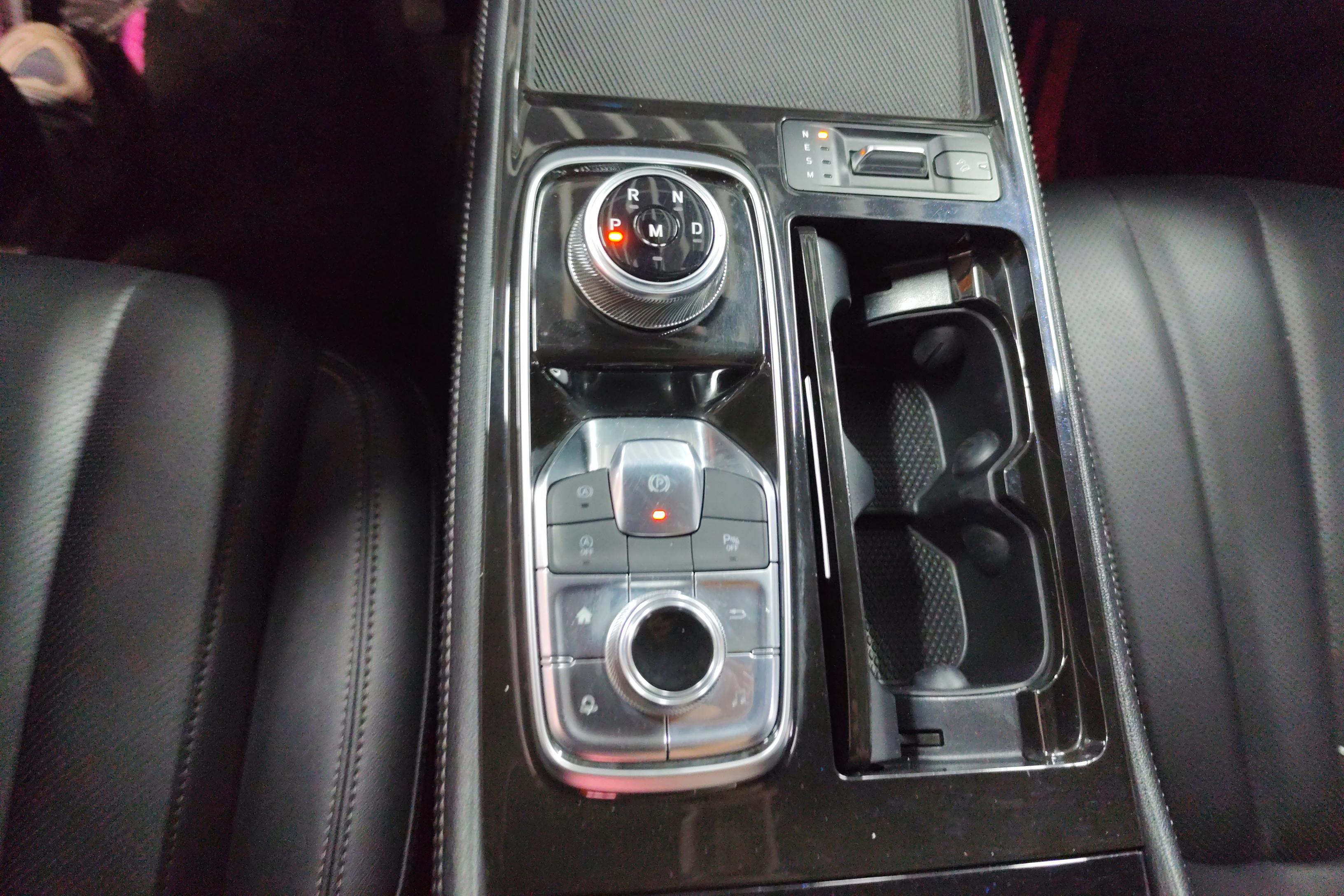 Ford Equator 2021 #17 Ford Equator 2021 car image #17