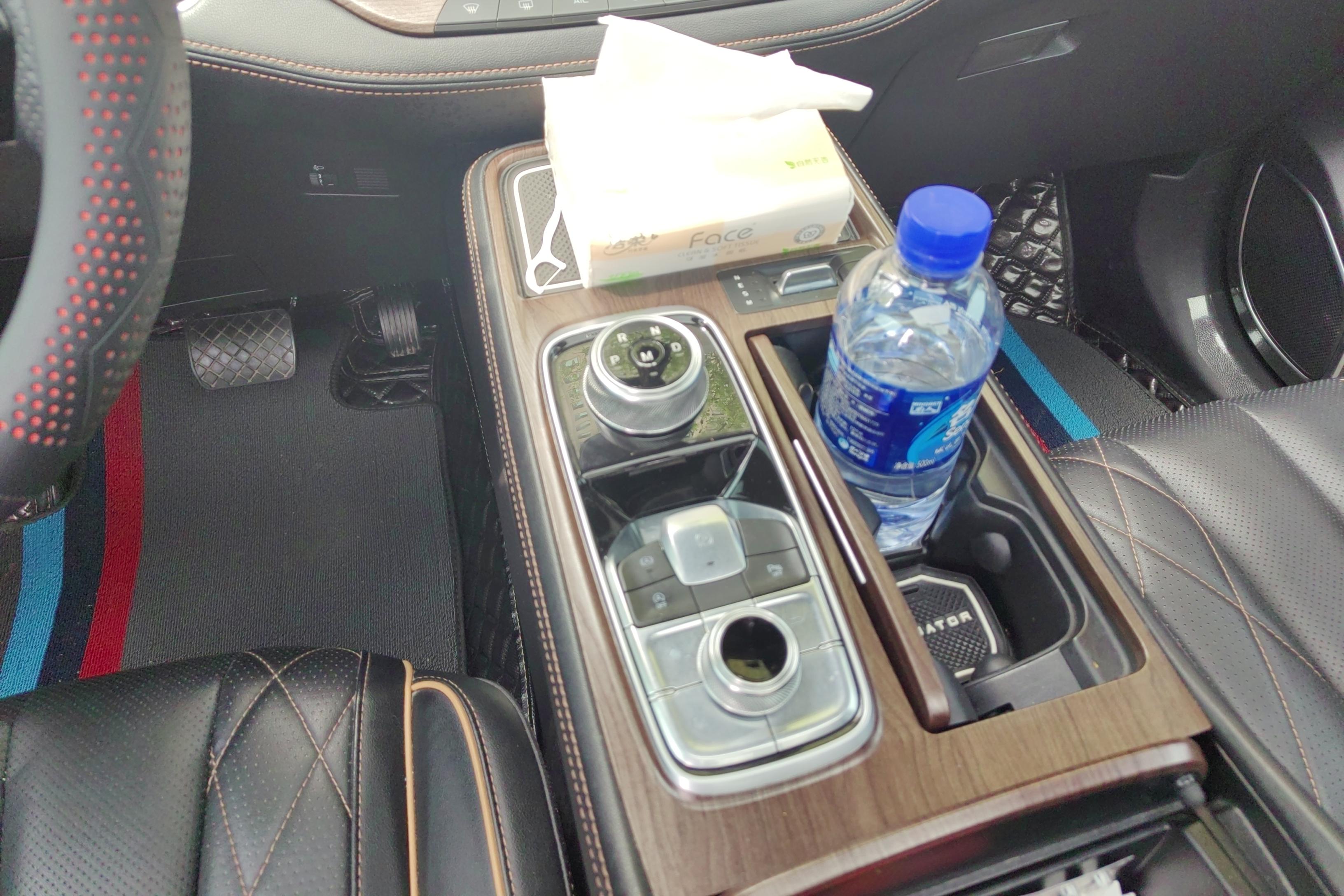 Ford Equator 2021 car image #17