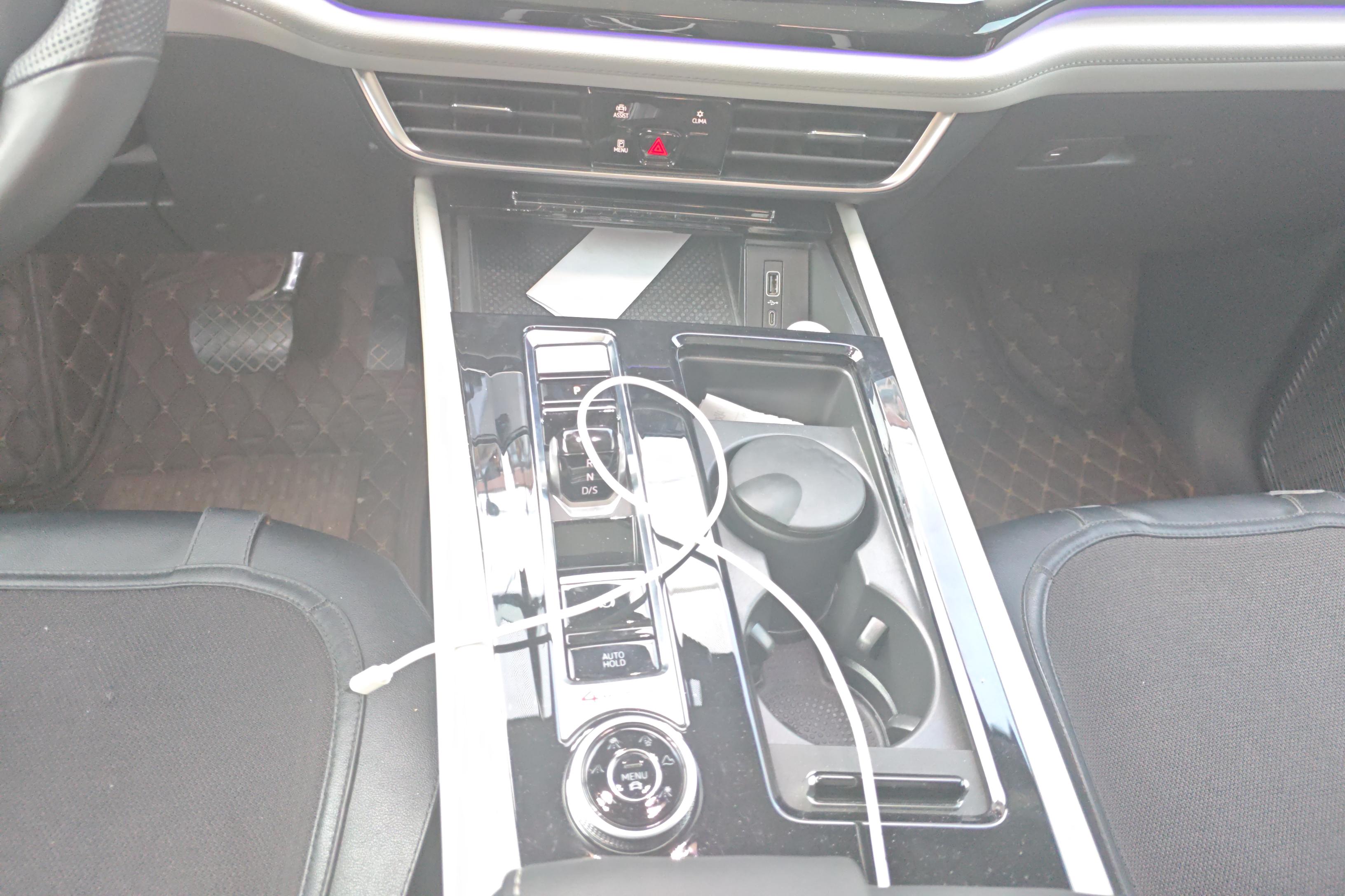 Volkswagen Teramont 2023 car image #17