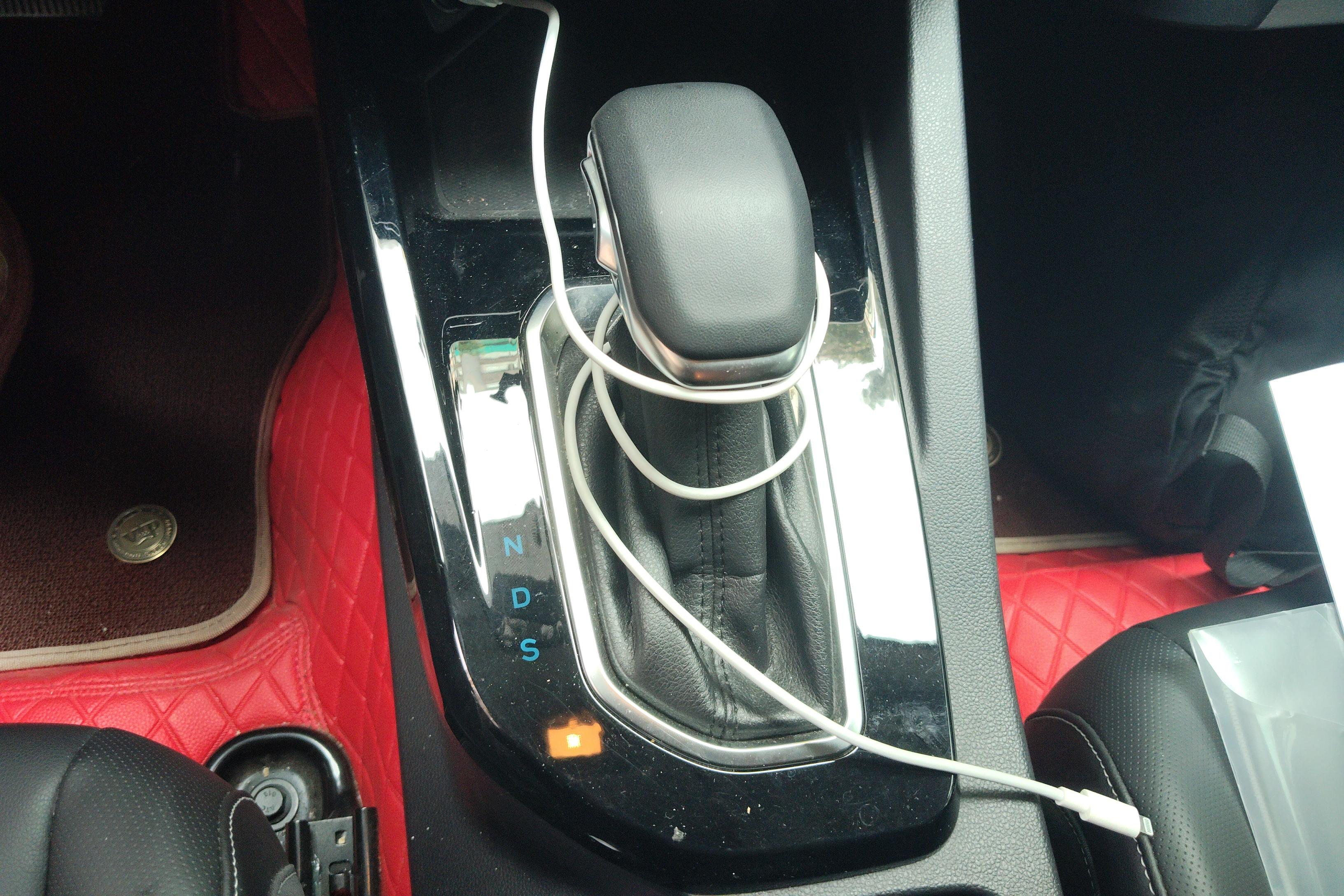 Ford Escort 2017 car image #17