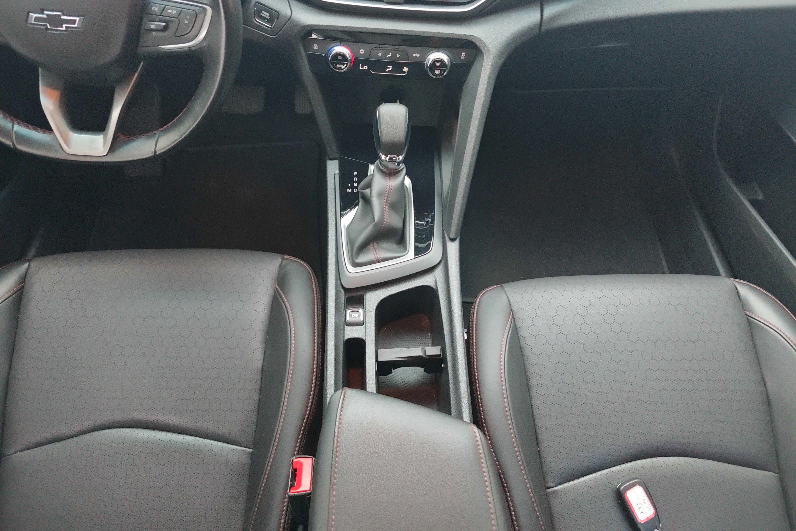 Chevrolet Orlando 2023 car image #17