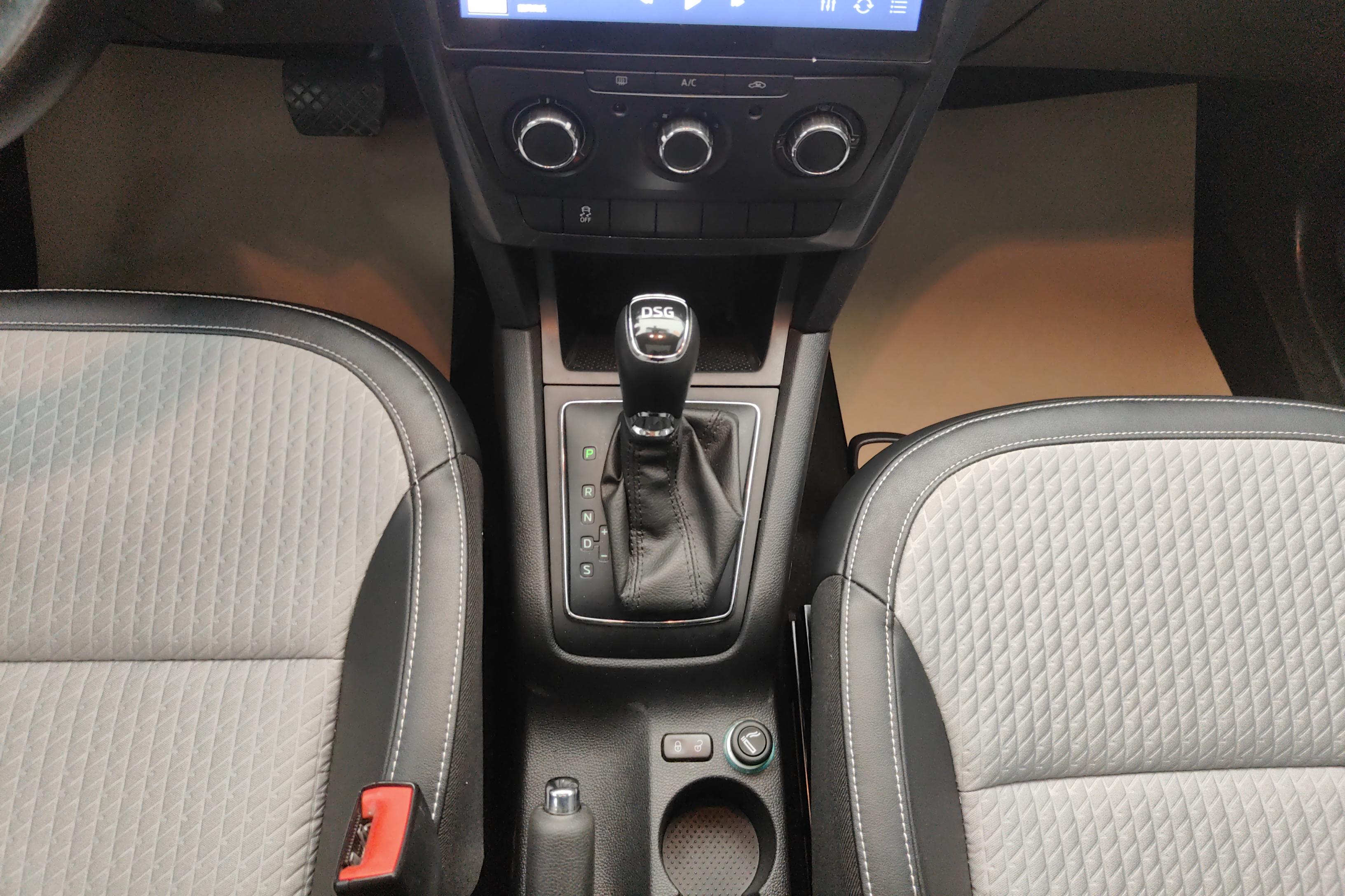 Skoda Yeti 2016 car image #17