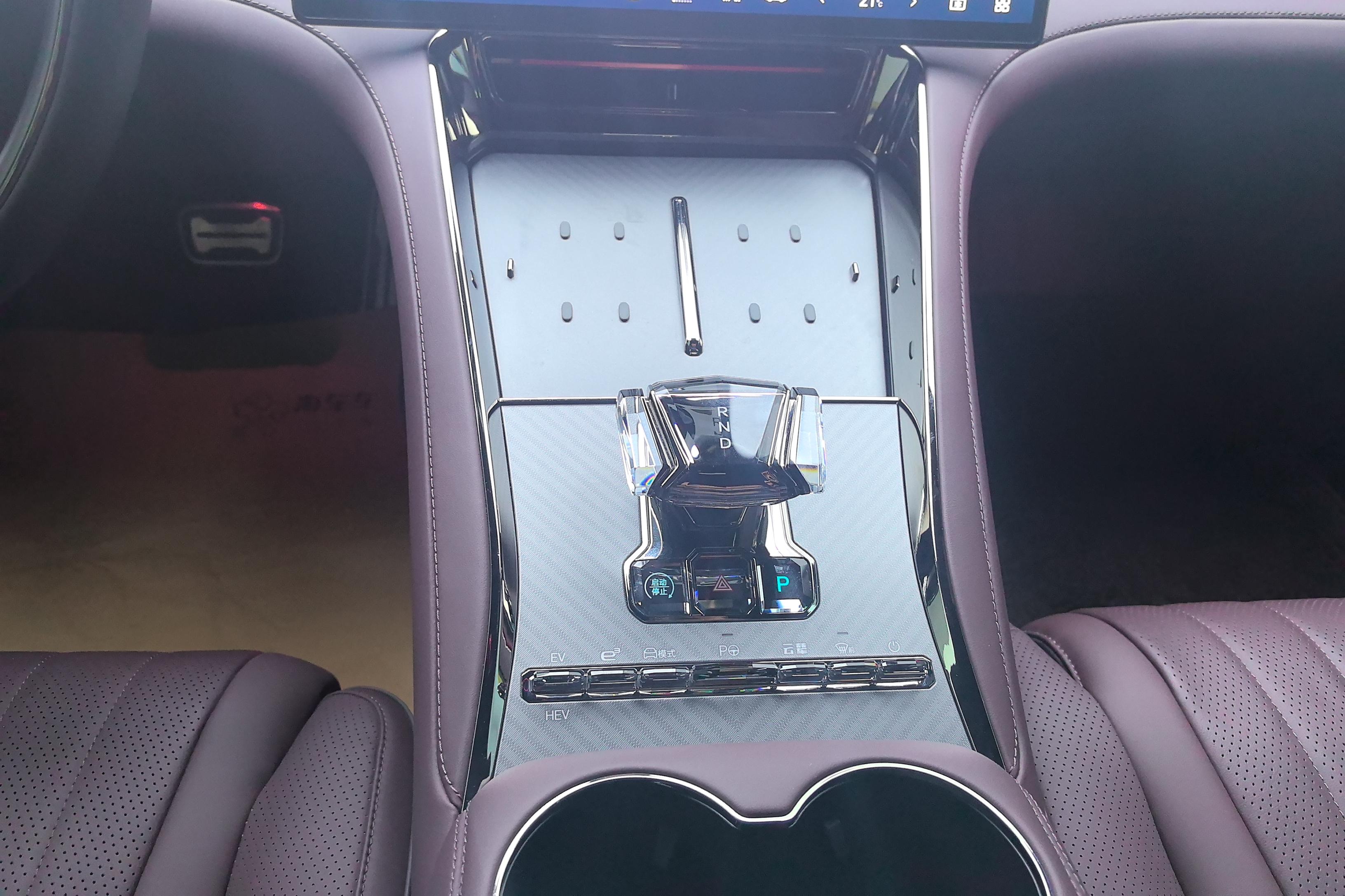 Denza Z9GT 2024 #17 Denza Z9GT 2024 immagine di auto #17