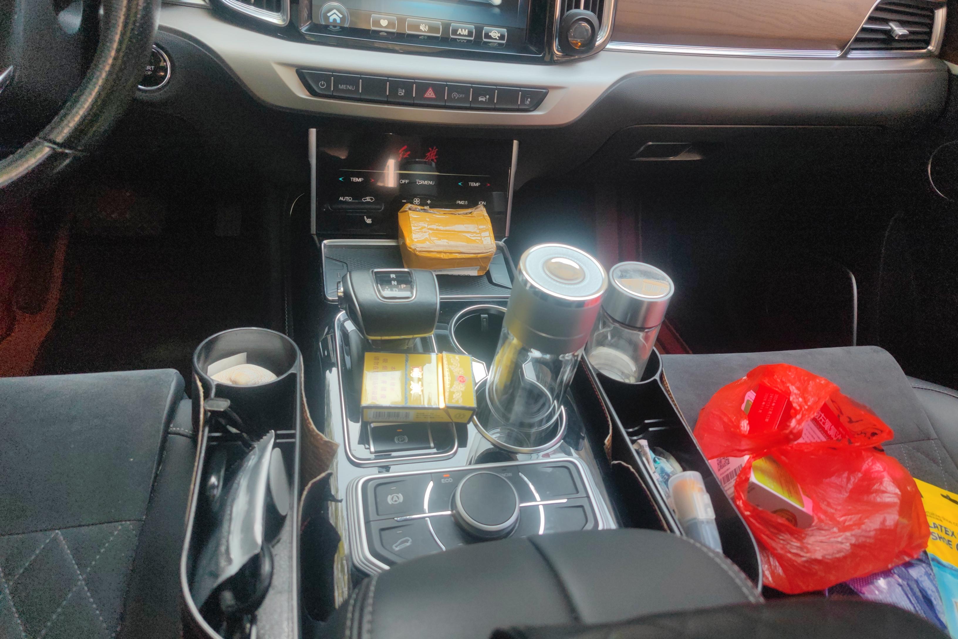 HongQi HS7 2021 car image #17