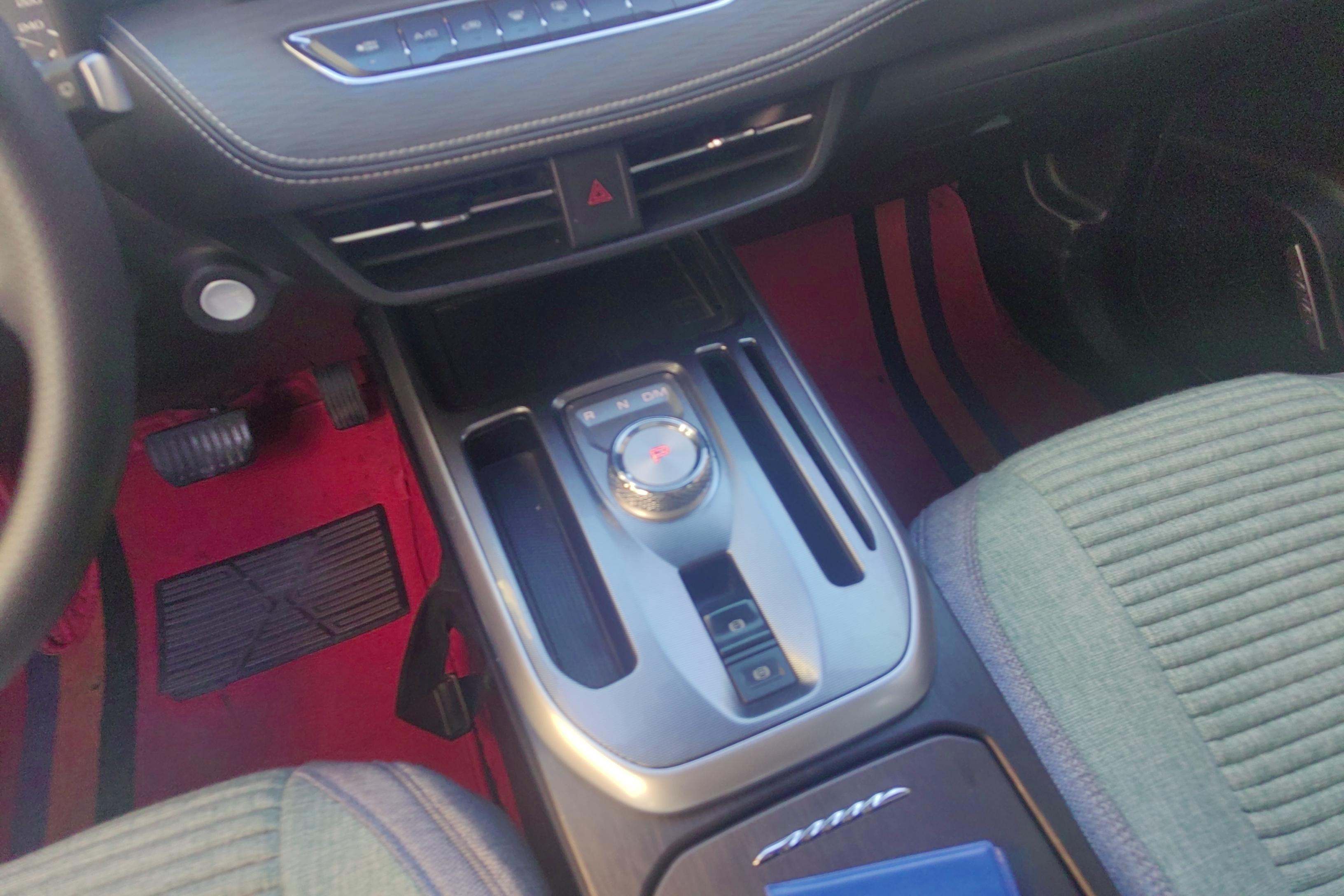 Haval Jolion 2021 #17 Haval Jolion 2021 car image #17