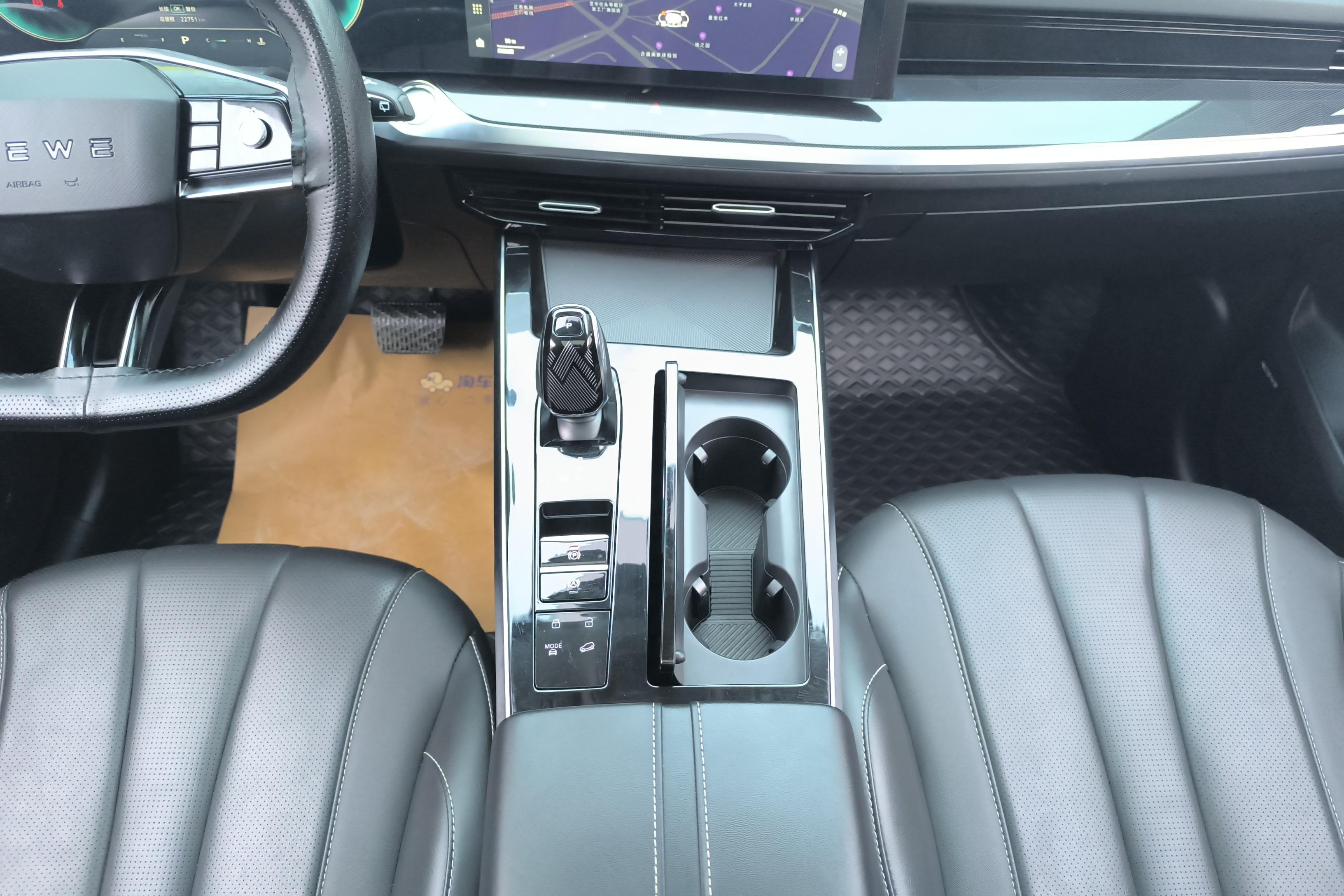 Roewe RX5 MAX 2023 изображение автомобиля #17