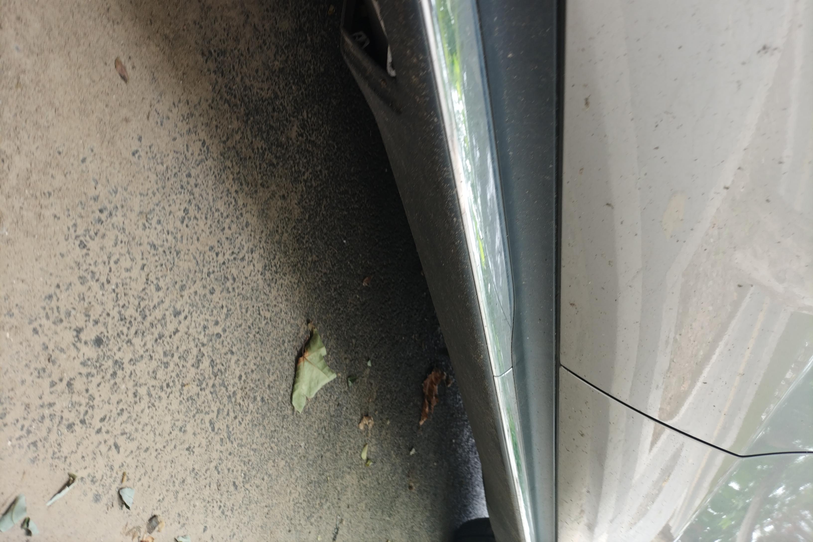 Mercedes-Benz EQC Class 2021 car image #17