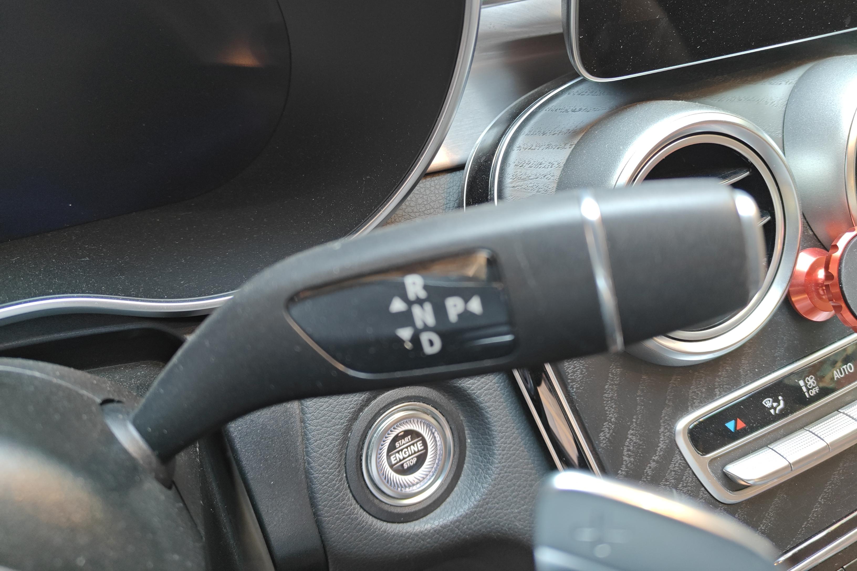 Mercedes-Benz C Class (Imported) 2020 #17 Mercedes-Benz C Class (Imported) 2020 car image #17