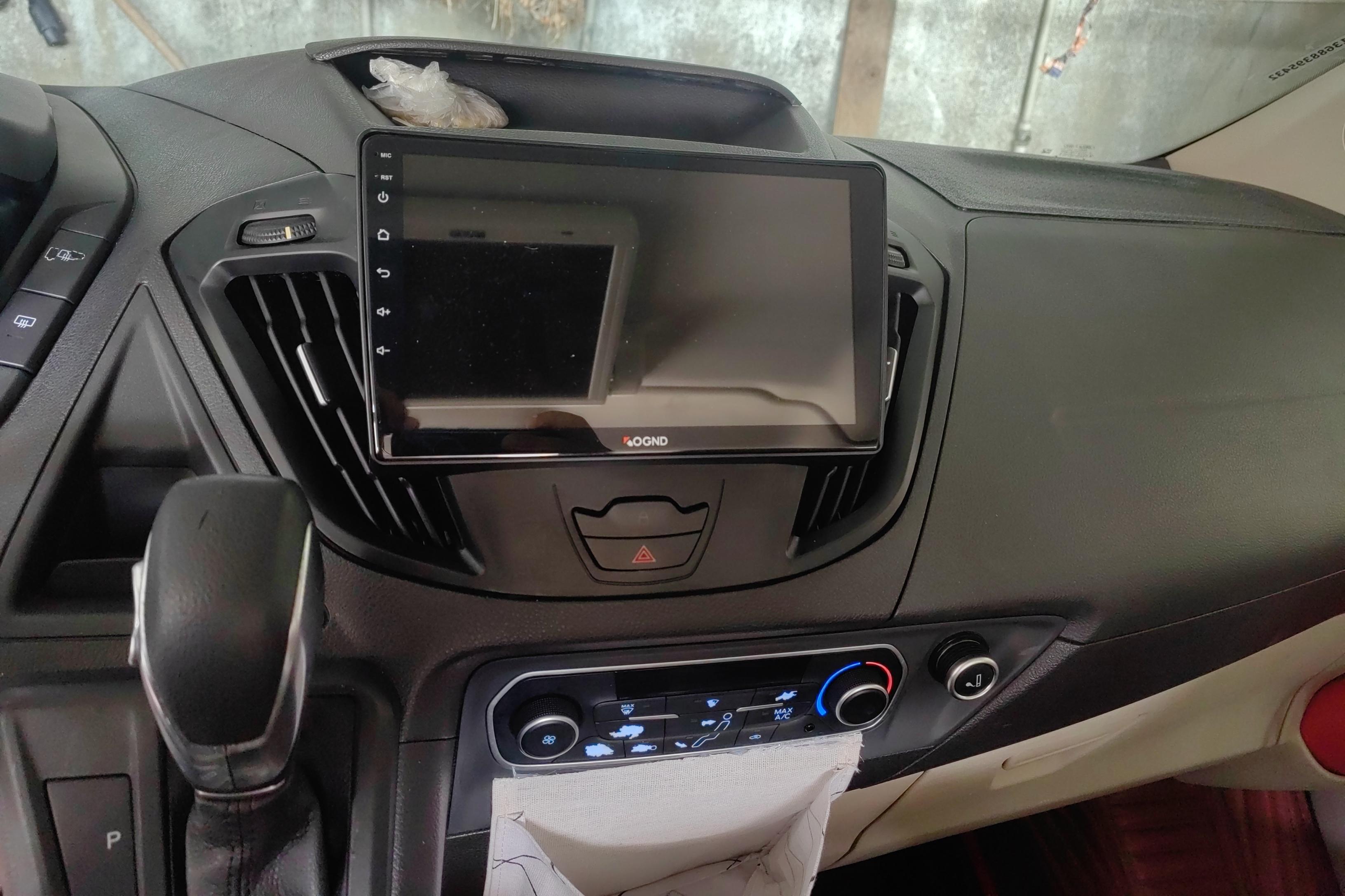 Ford Tourneo 2017 #17 Ford Tourneo 2017 car image #17