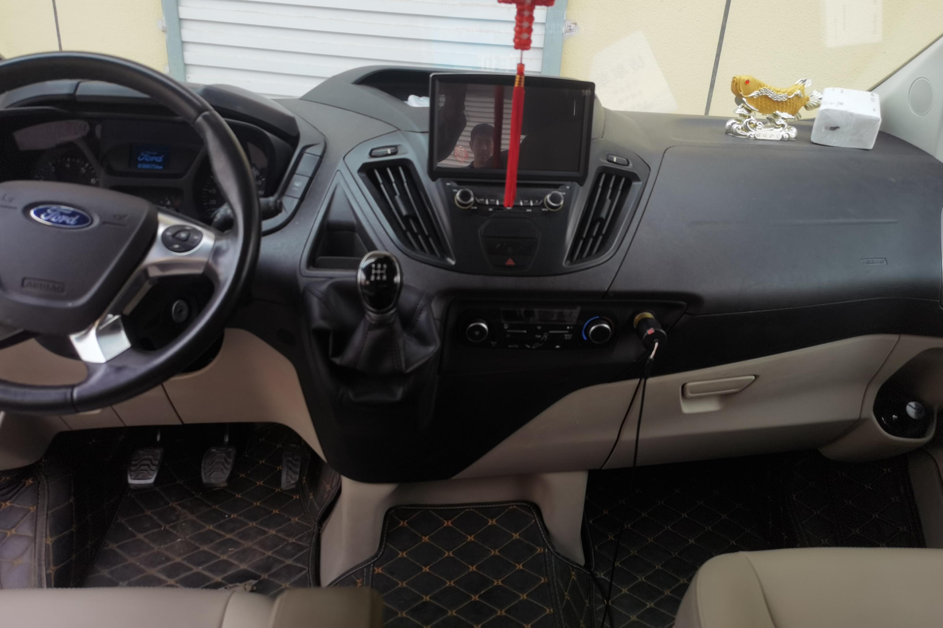 Ford Tourneo 2017 #17 Ford Tourneo 2017 car image #17