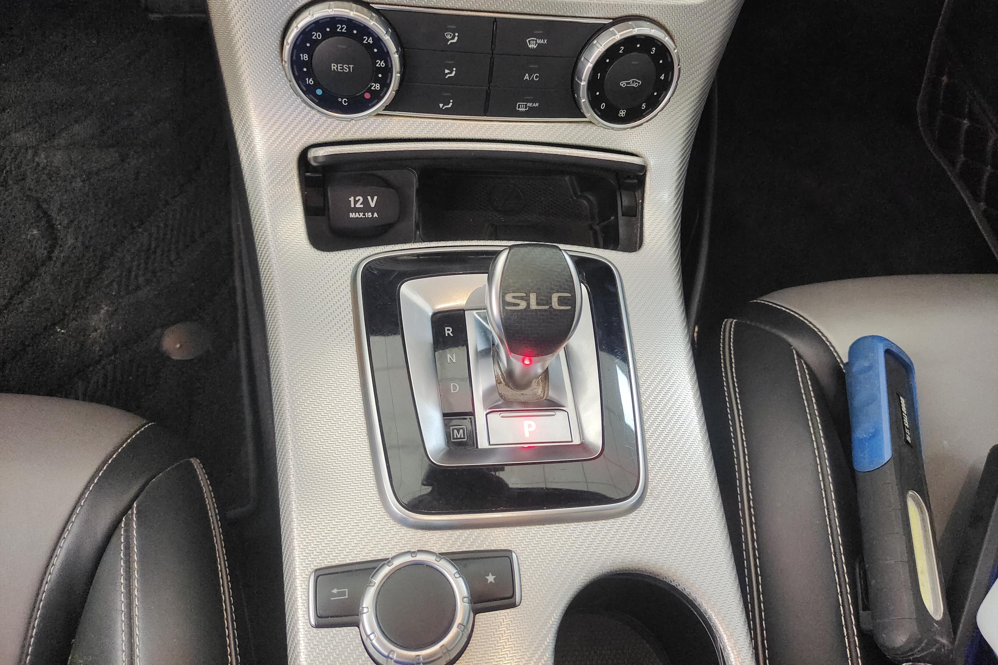 Mercedes-Benz SLC Class 2019 car image #17