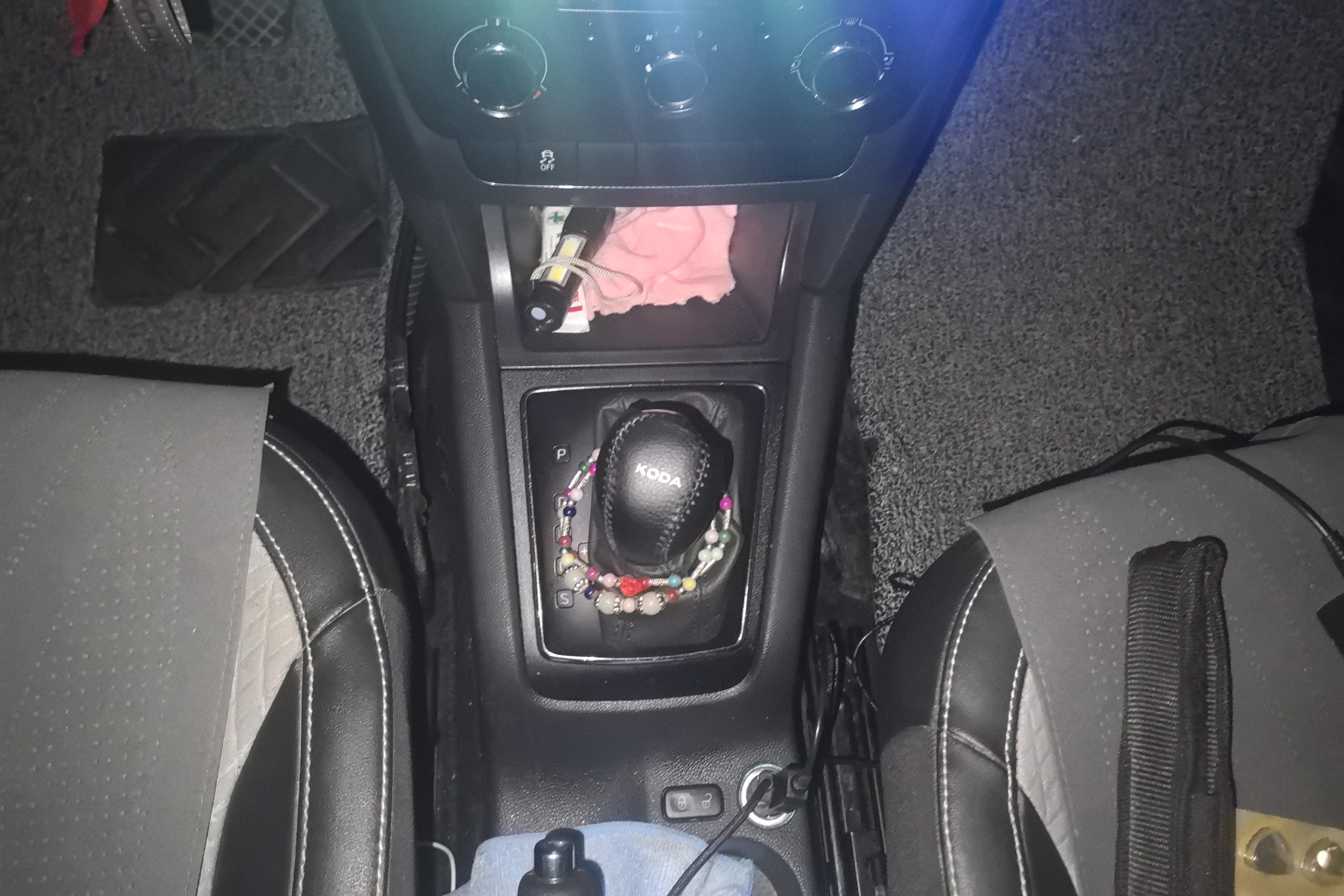 Skoda Yeti 2016 car image #17