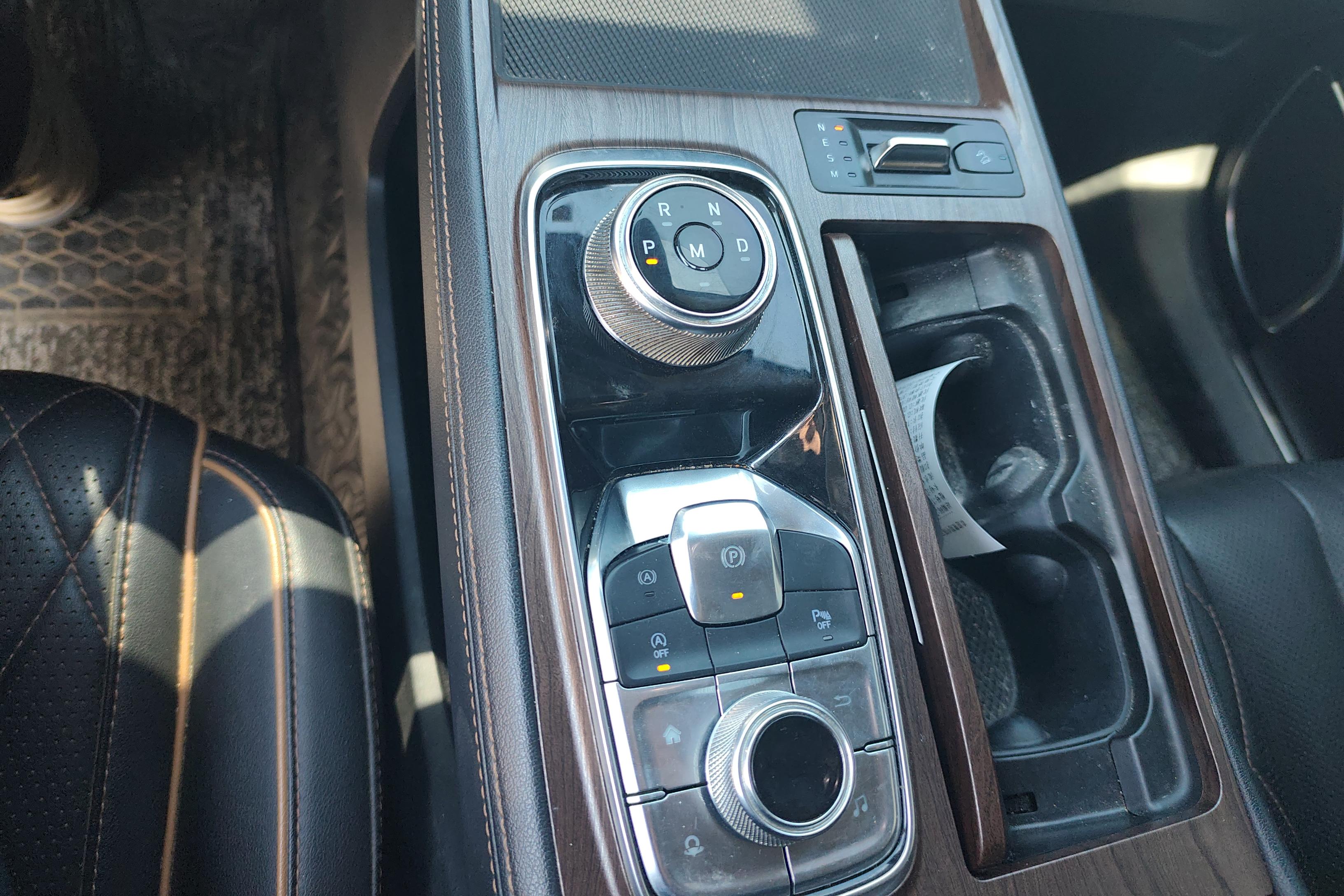 Ford Equator 2021 car image #17